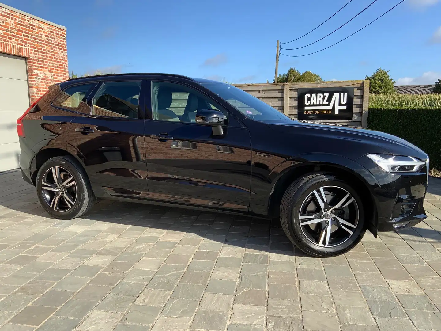 Volvo XC60 T5 AWD Geartronic RDesign FULL !! *41.000 KM* Zwart - 1