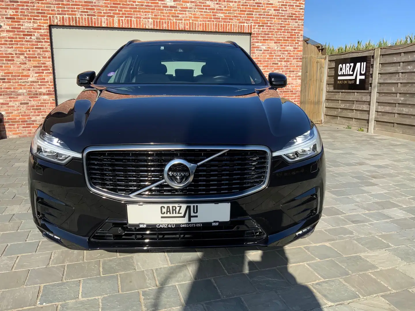Volvo XC60 T5 AWD Geartronic RDesign FULL !! *41.000 KM* Zwart - 2