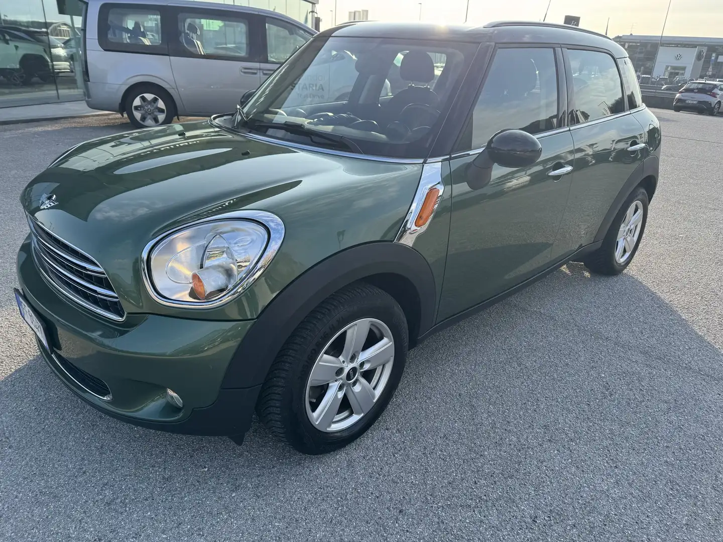 MINI Cooper D Countryman Mini Cooper D Countryman Grün - 1