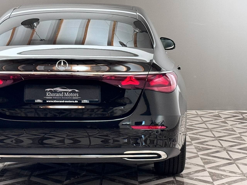 Mercedes-Benz E 220 d Exclusive Advanced — photo 6