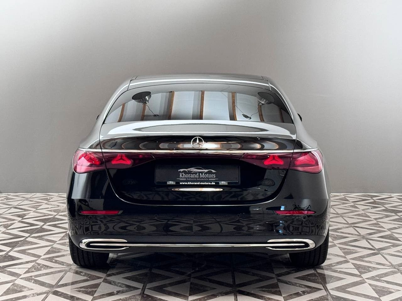 Mercedes-Benz E 220 d Exclusive Advanced — photo 4