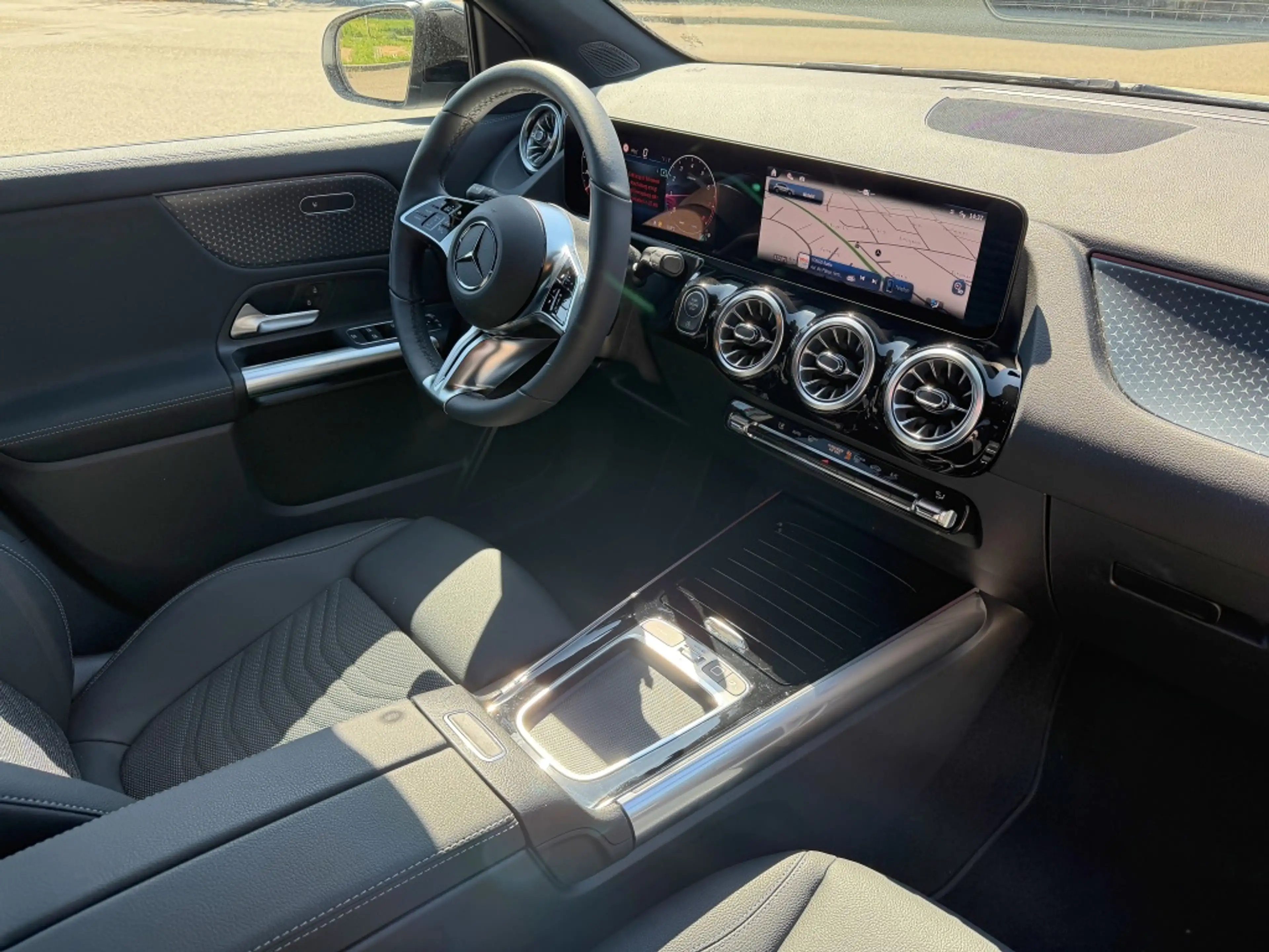Mercedes-Benz GLA 200 Edition Progressive NightP WinterP+M&S17 — photo 6