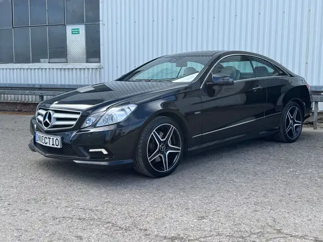 Mercedes-Benz E 350 Coupe * AMG Line * Pano *Harman/Kardon