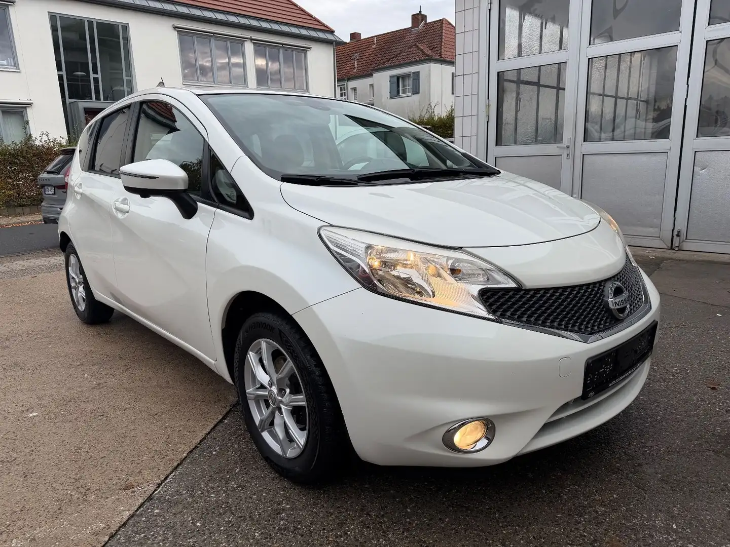 Nissan Note 1.5 dCi Tekna *1.Hand*Navi*360°Kam*Euro5* Biały - 1