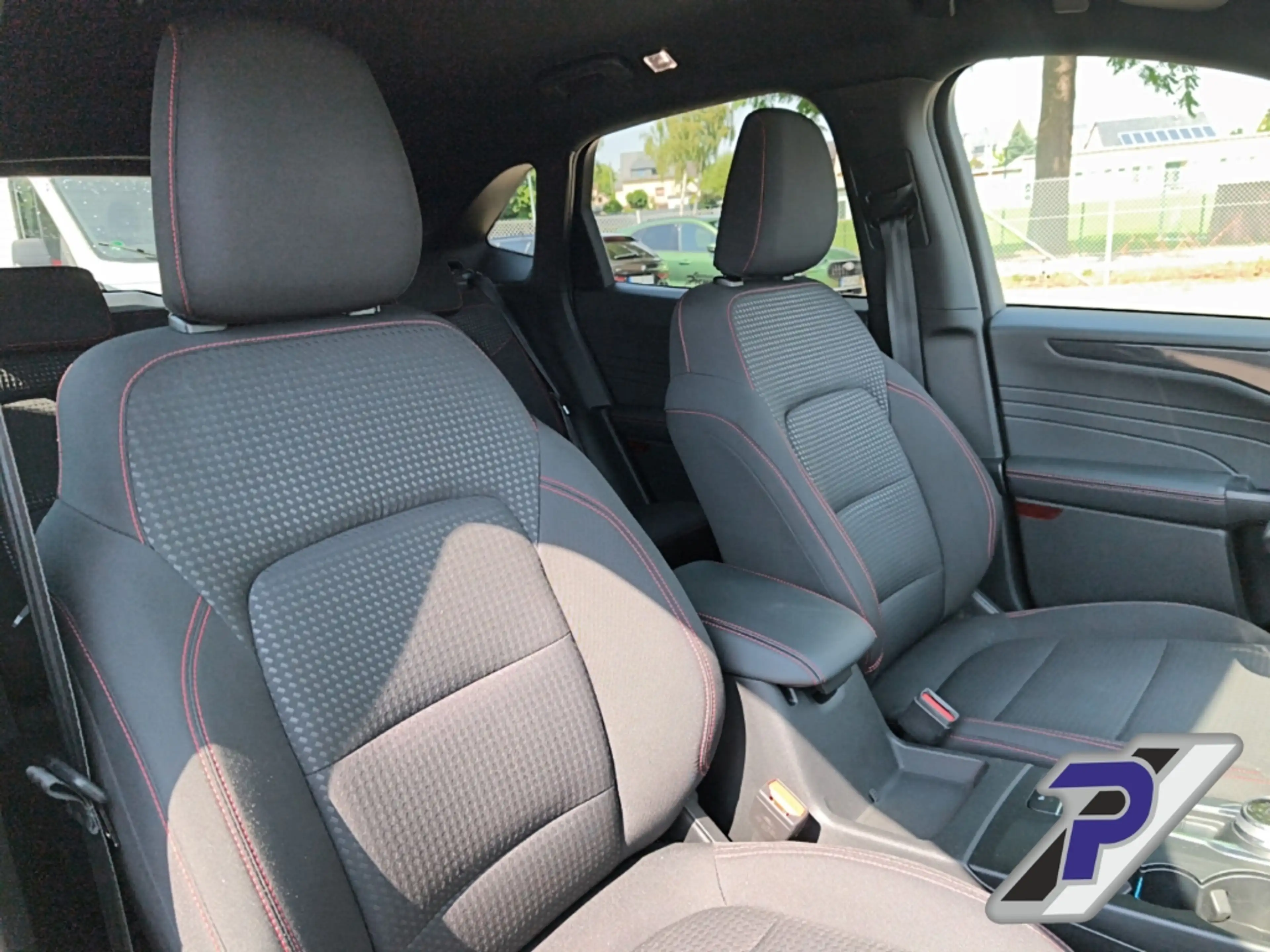 Ford Kuga Plug-In Hybrid ST-Line AHZV+LED+KAMERA+HEAD-UP — photo 23