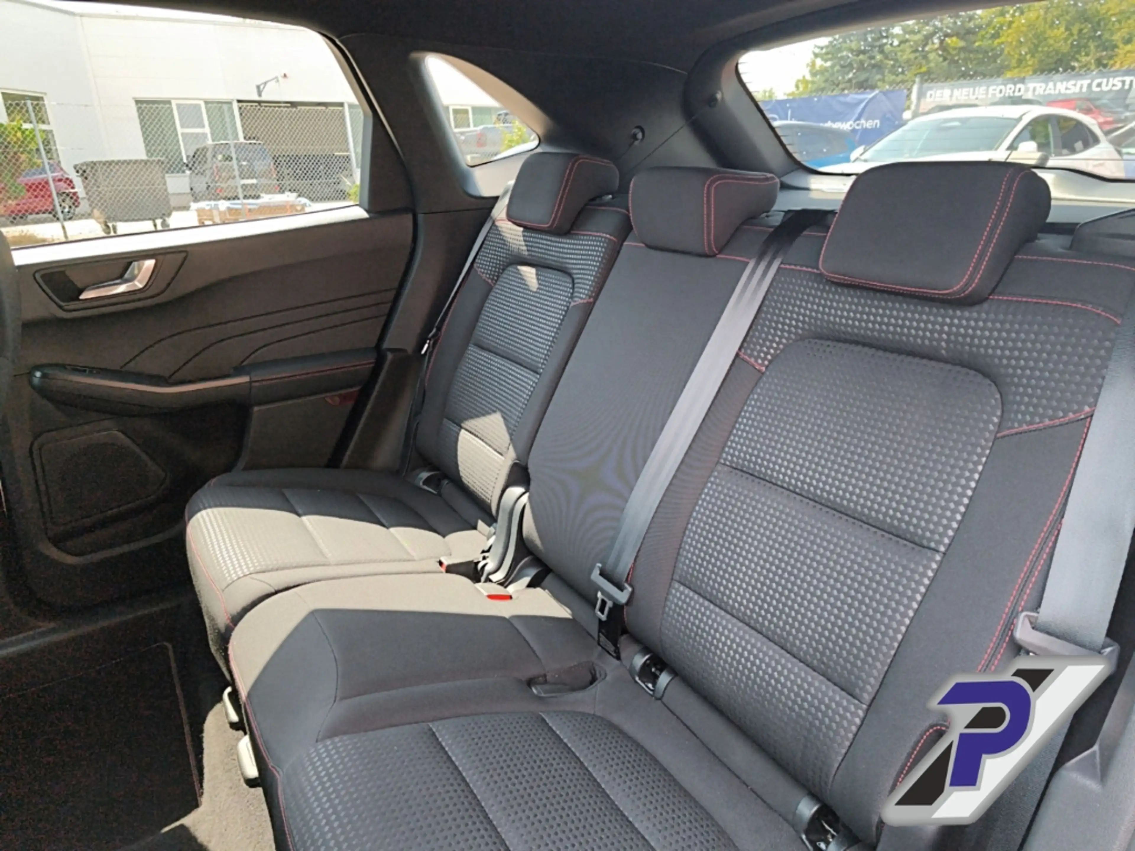 Ford Kuga Plug-In Hybrid ST-Line AHZV+LED+KAMERA+HEAD-UP — photo 22