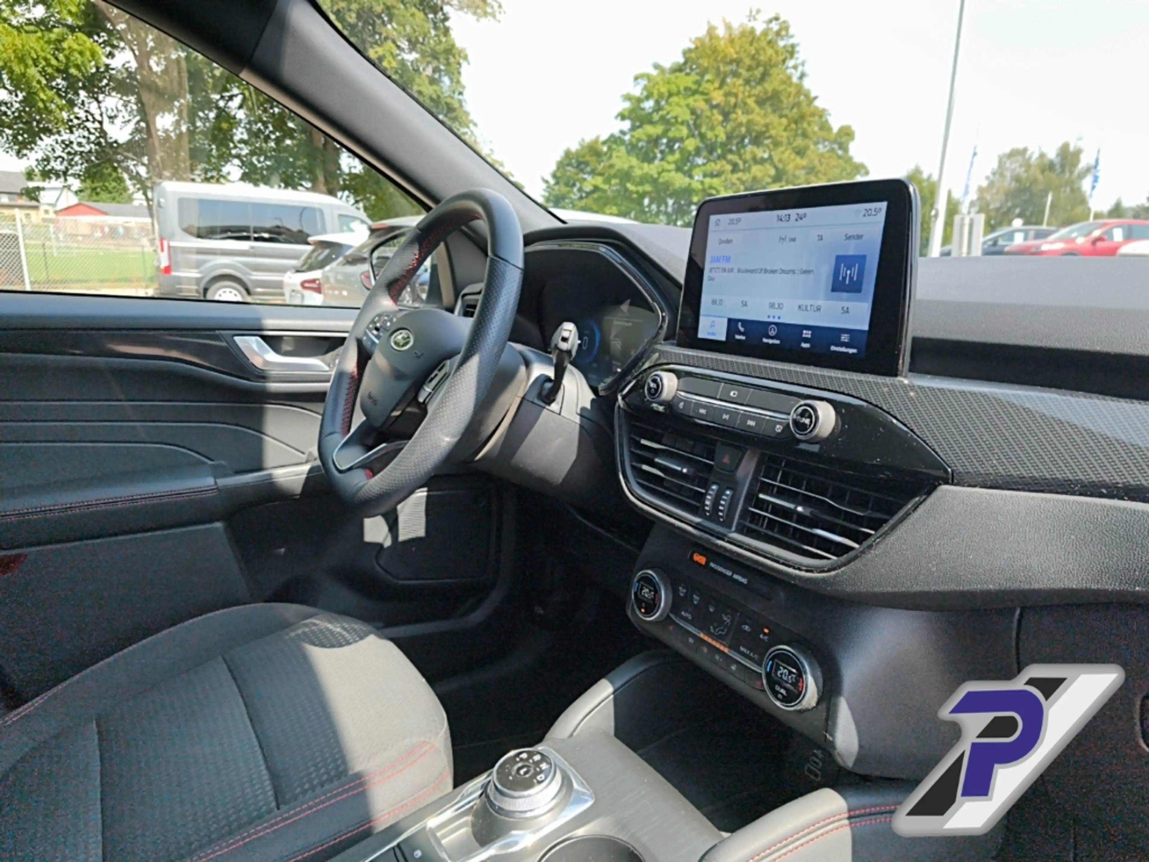 Ford Kuga Plug-In Hybrid ST-Line AHZV+LED+KAMERA+HEAD-UP — photo 17