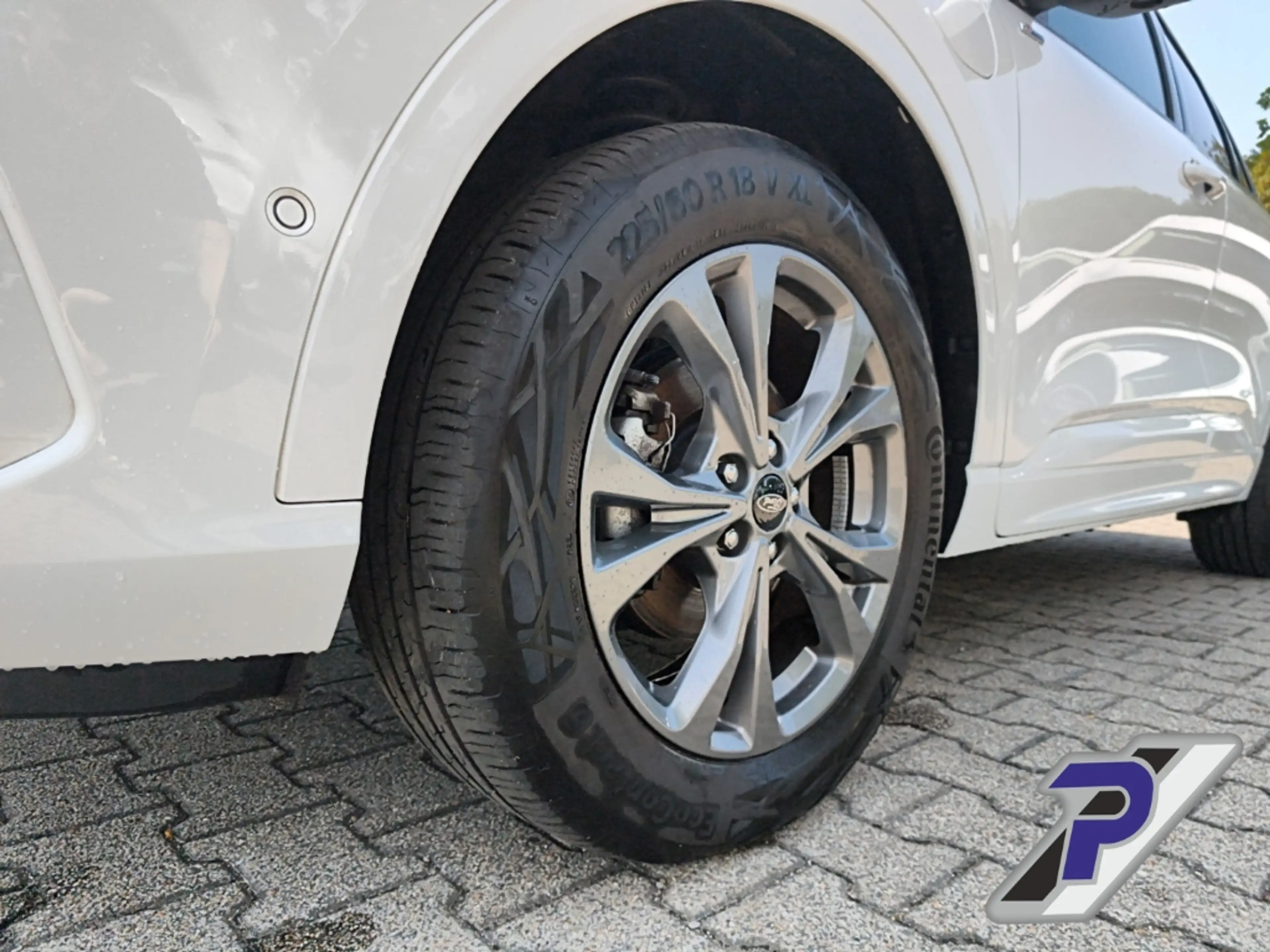 Ford Kuga Plug-In Hybrid ST-Line AHZV+LED+KAMERA+HEAD-UP — photo 9