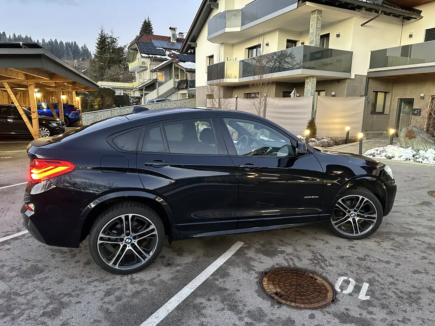 BMW X4 xDrive 20 d M Sport Schwarz - 1