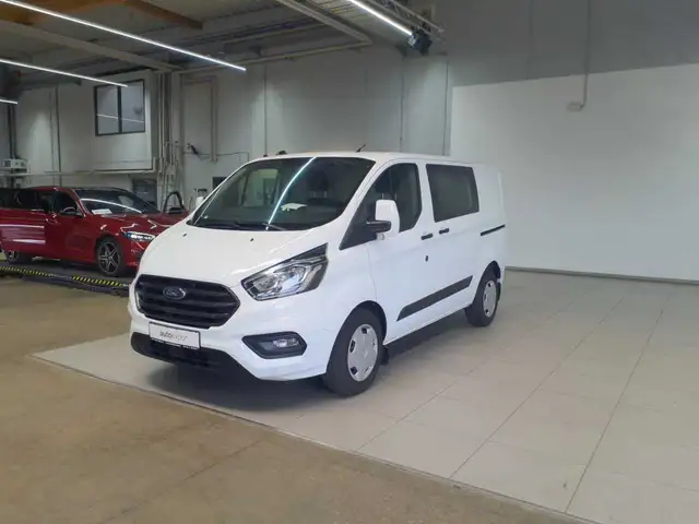 Ford Transit view 6