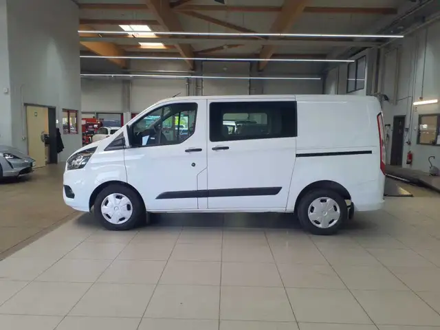 Ford Transit view 5