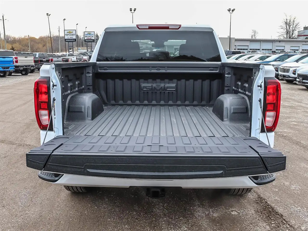 GMC Sierra 1500 снимка GMC Sierra 1500