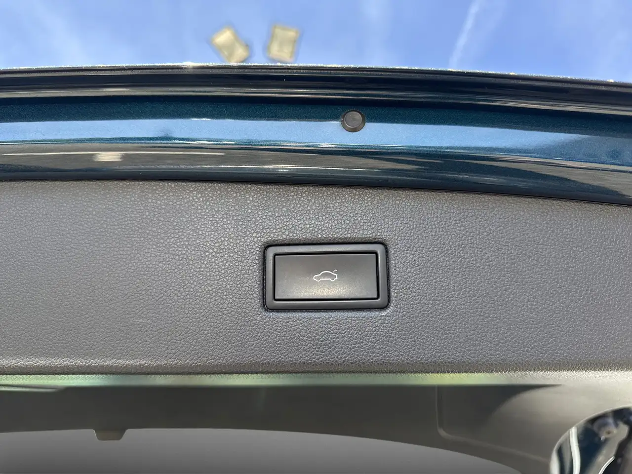 Volkswagen Tiguan Elegance 2.0l TDI 7-DSG KAMERA AHK 15