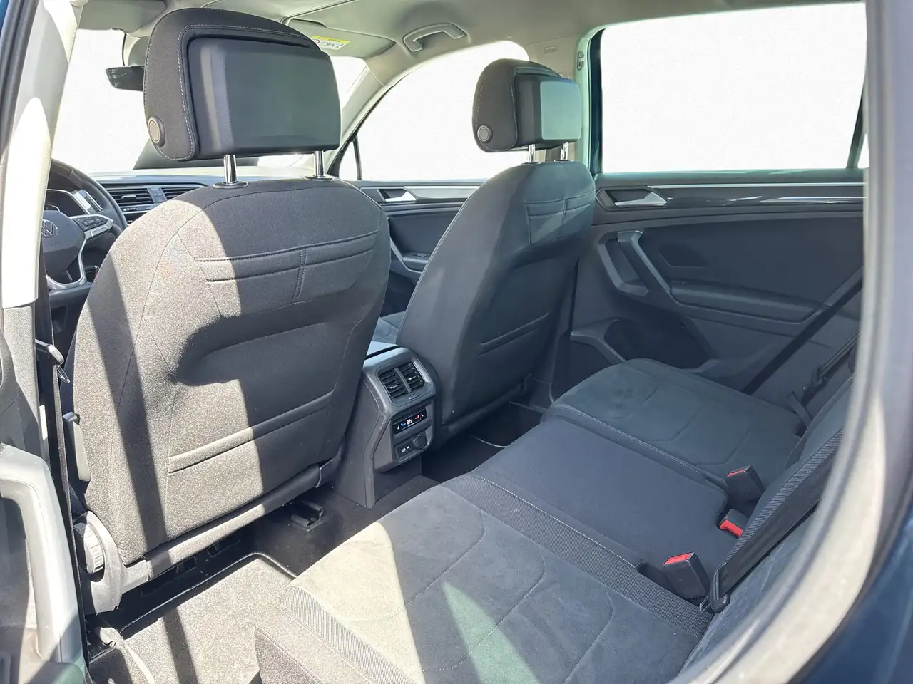 Volkswagen Tiguan Elegance 2.0l TDI 7-DSG KAMERA AHK 13