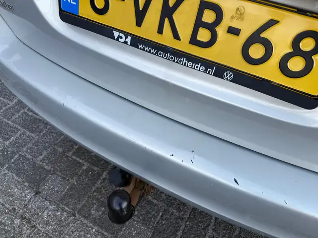 Volkswagen Golf view 10