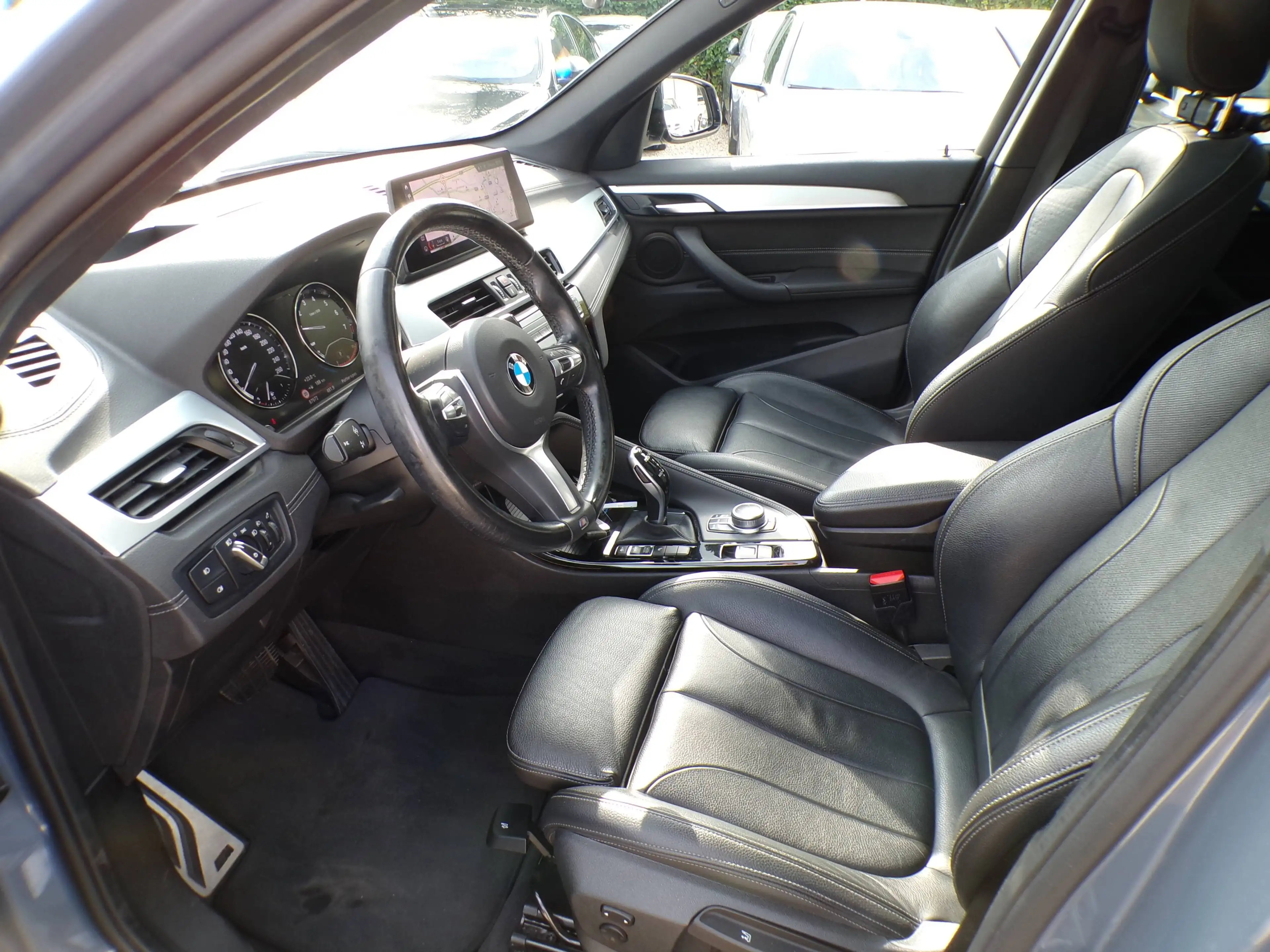 BMW X1 1.5iA sDrive18 M Pack Automaat/Leder/Panodak — photo 8