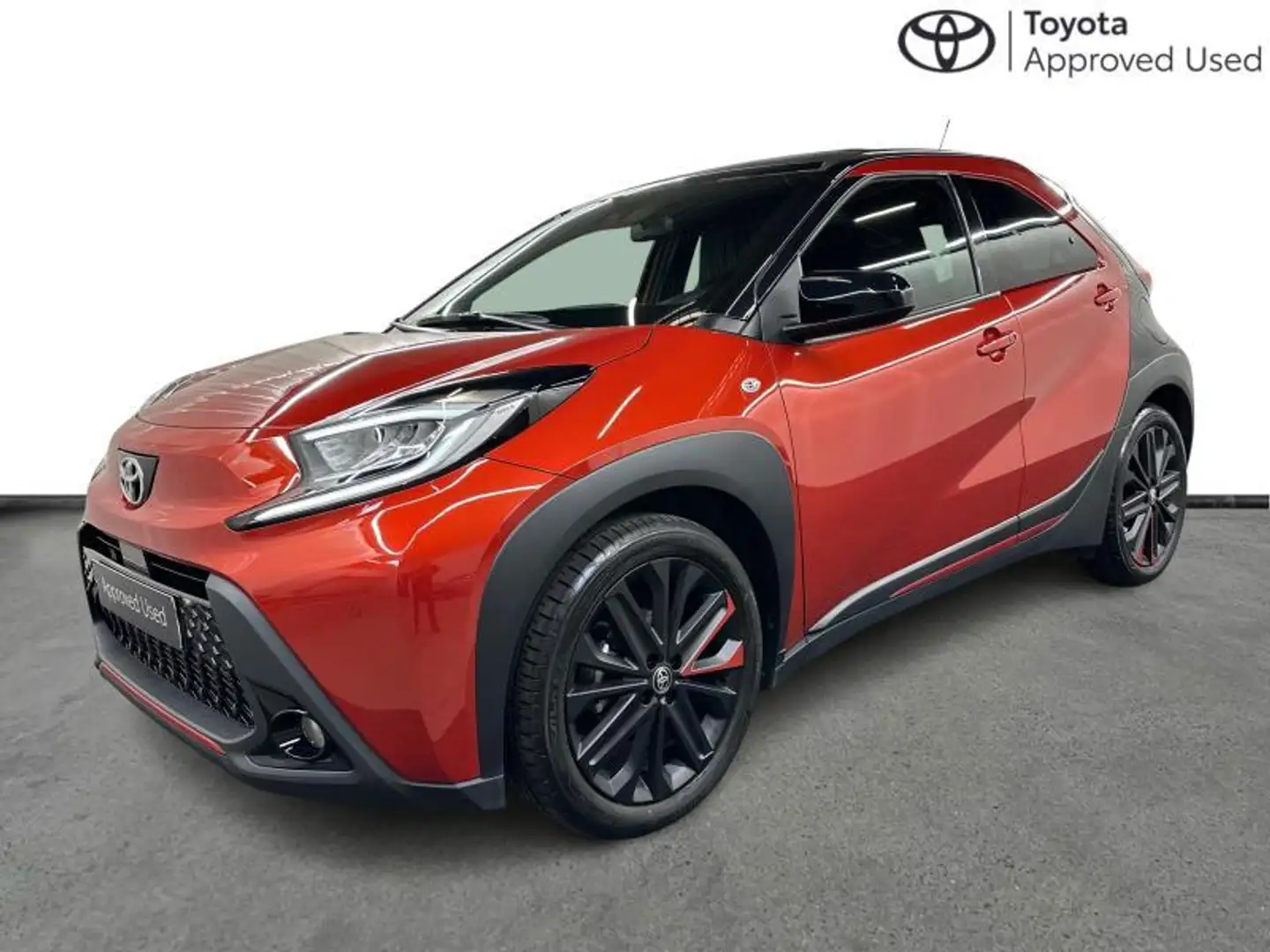 Toyota Aygo X Limited #2 Air JBL Carplay FUL Rood - 1