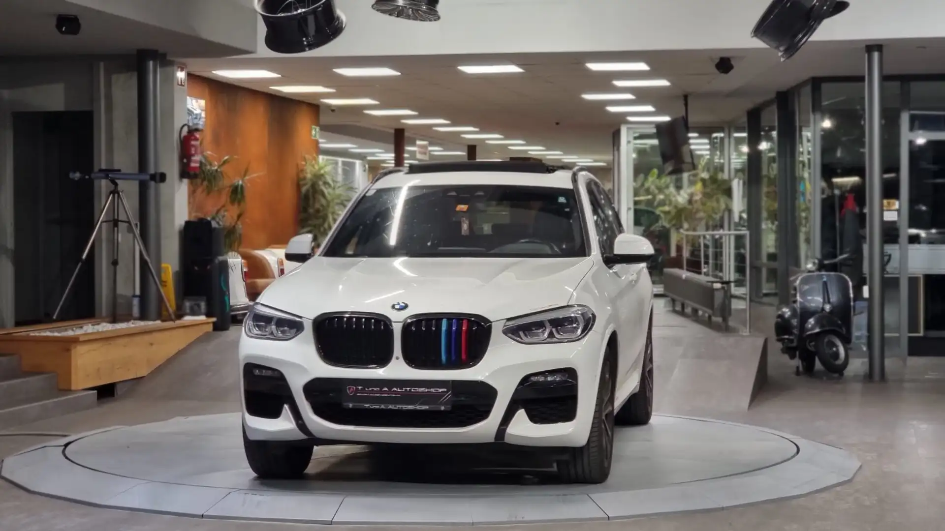 BMW X3 20d xDrive 48V M-Paket Aut. *Head-up*Pano*360°* Blanc - 2