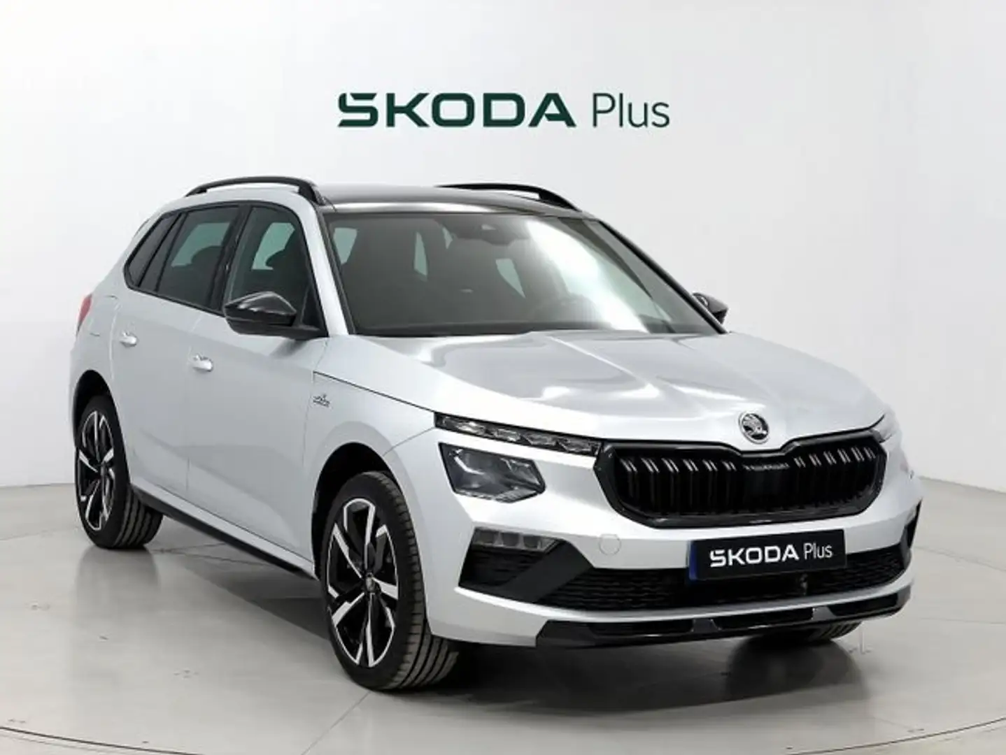 Skoda Kamiq 1.0 TSI Monte Carlo DSG7 85kW Plateado - 1