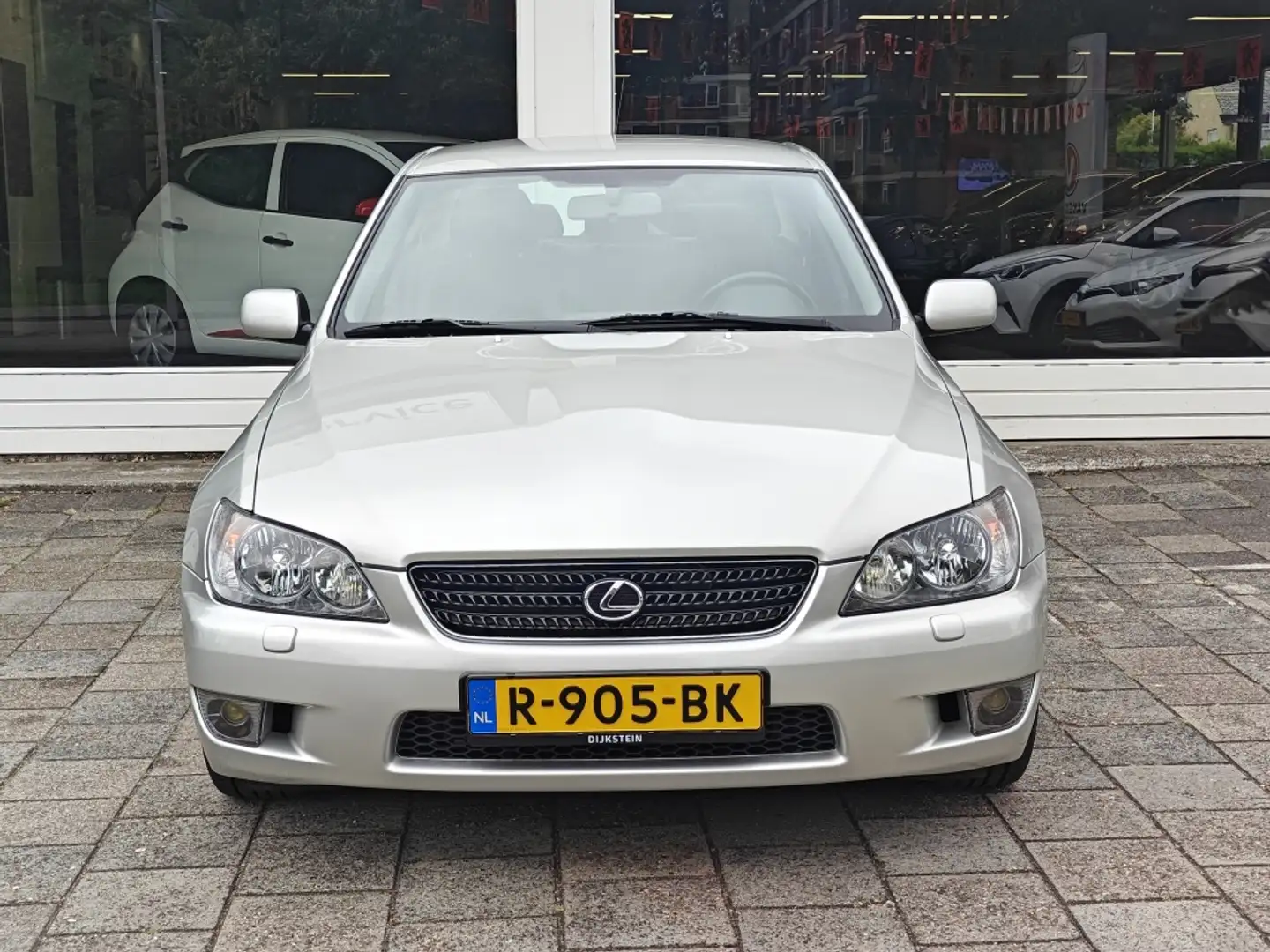 Lexus IS 200 Executive Grau - 2