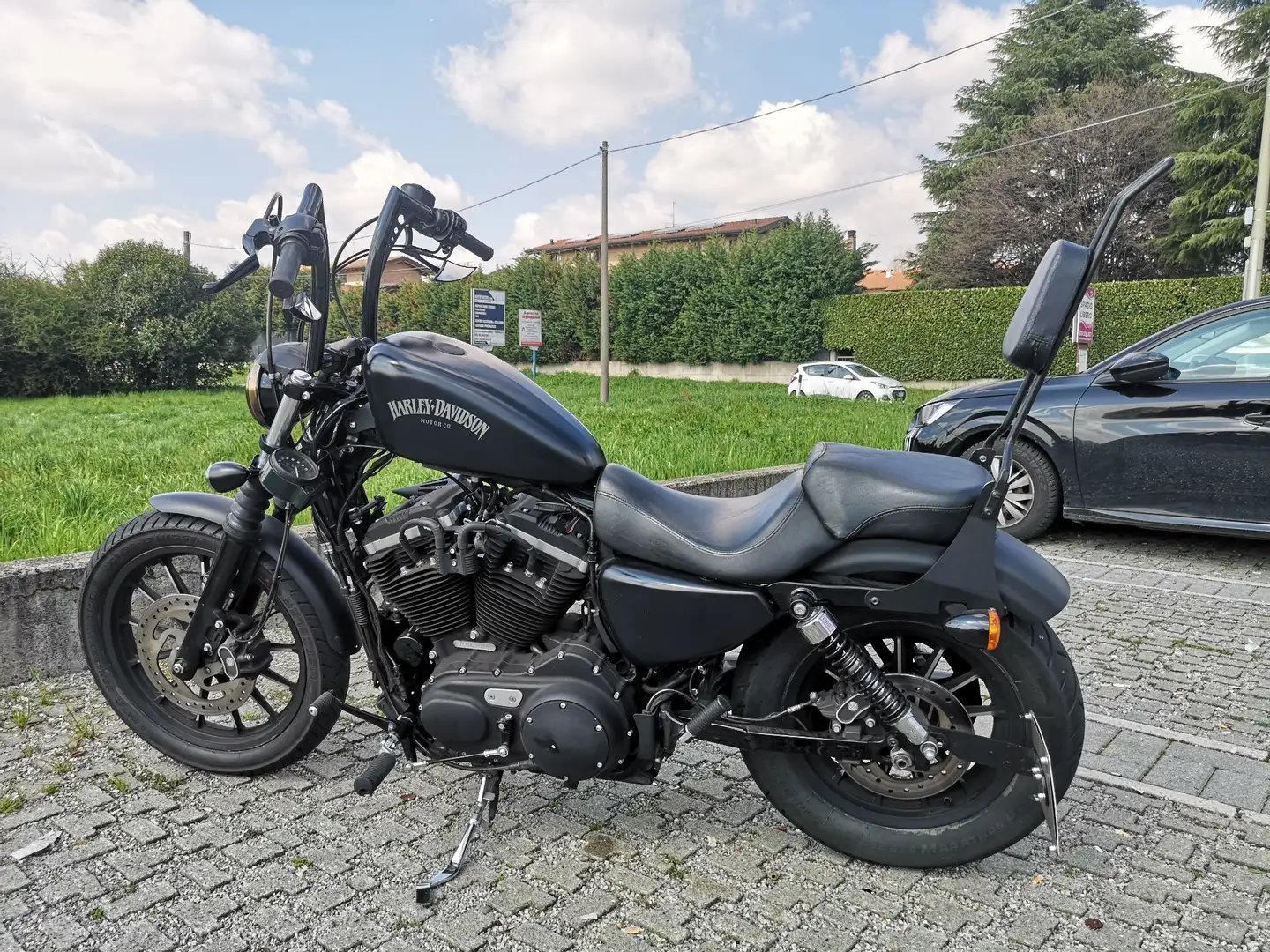 Harley-Davidson Iron 883 nero opaco Fekete - 1