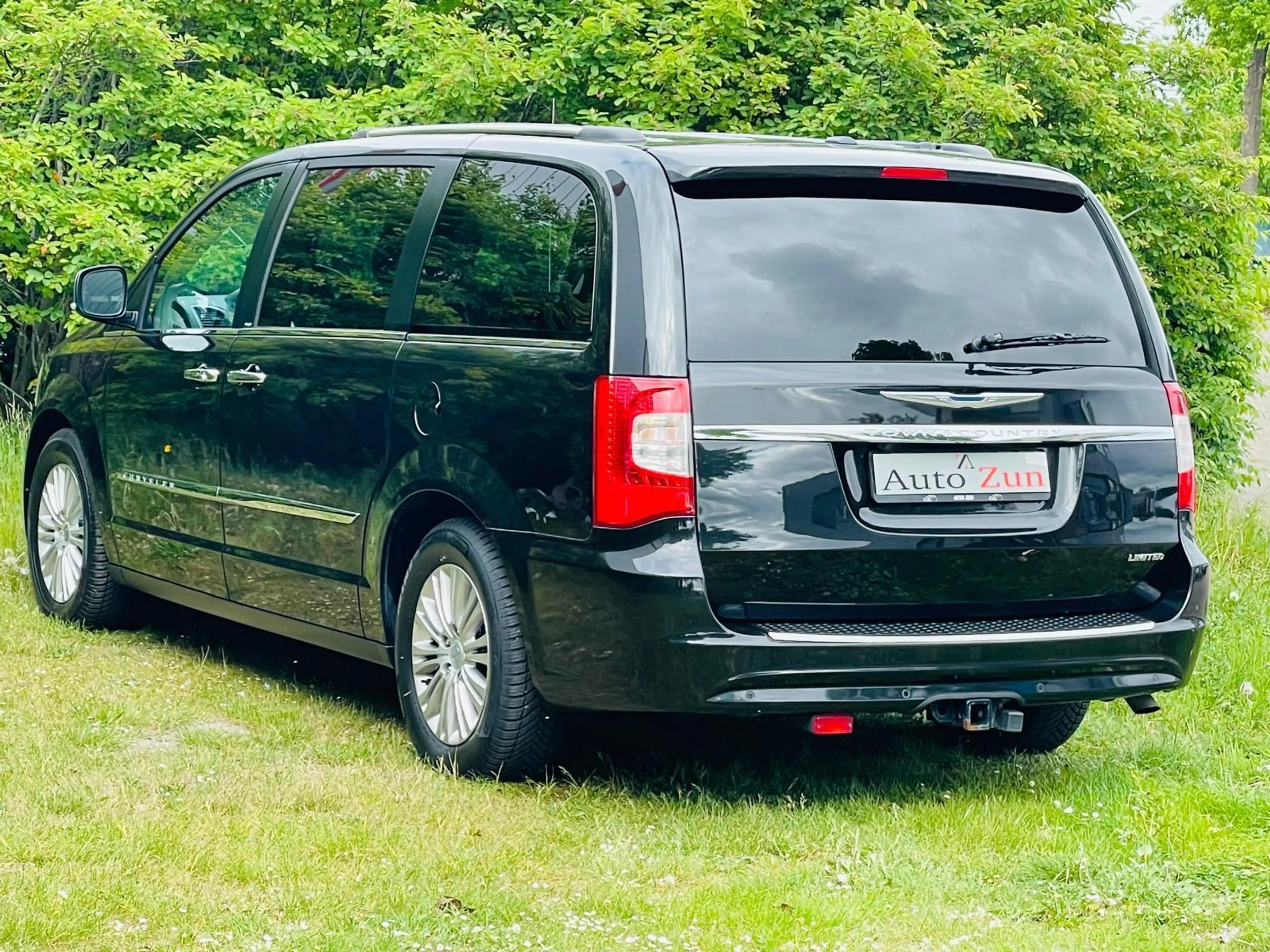 Chrysler Grand Voyager Limited Edition 3.6 V6 Stow&Go/3XTV/DVD — photo 4