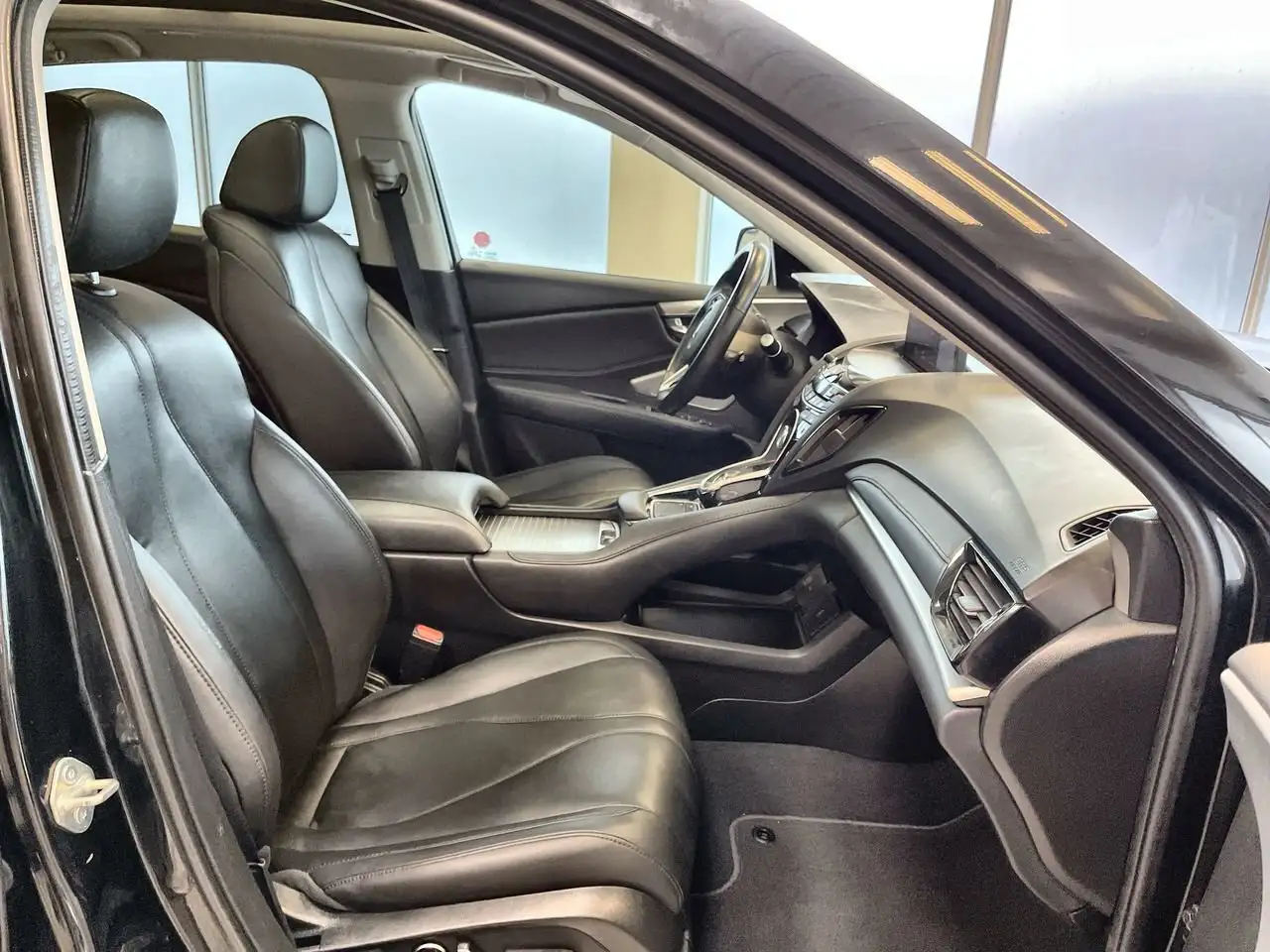 Acura RDX снимка Acura RDX
