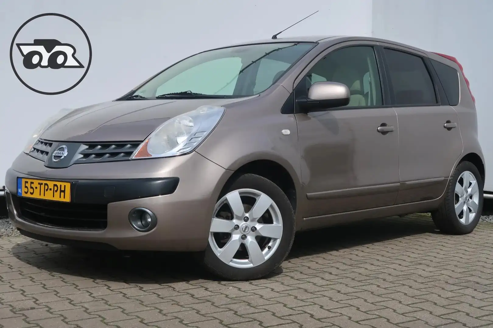Nissan Note 1.6 First Note NAP/Automaat Bruin - 1