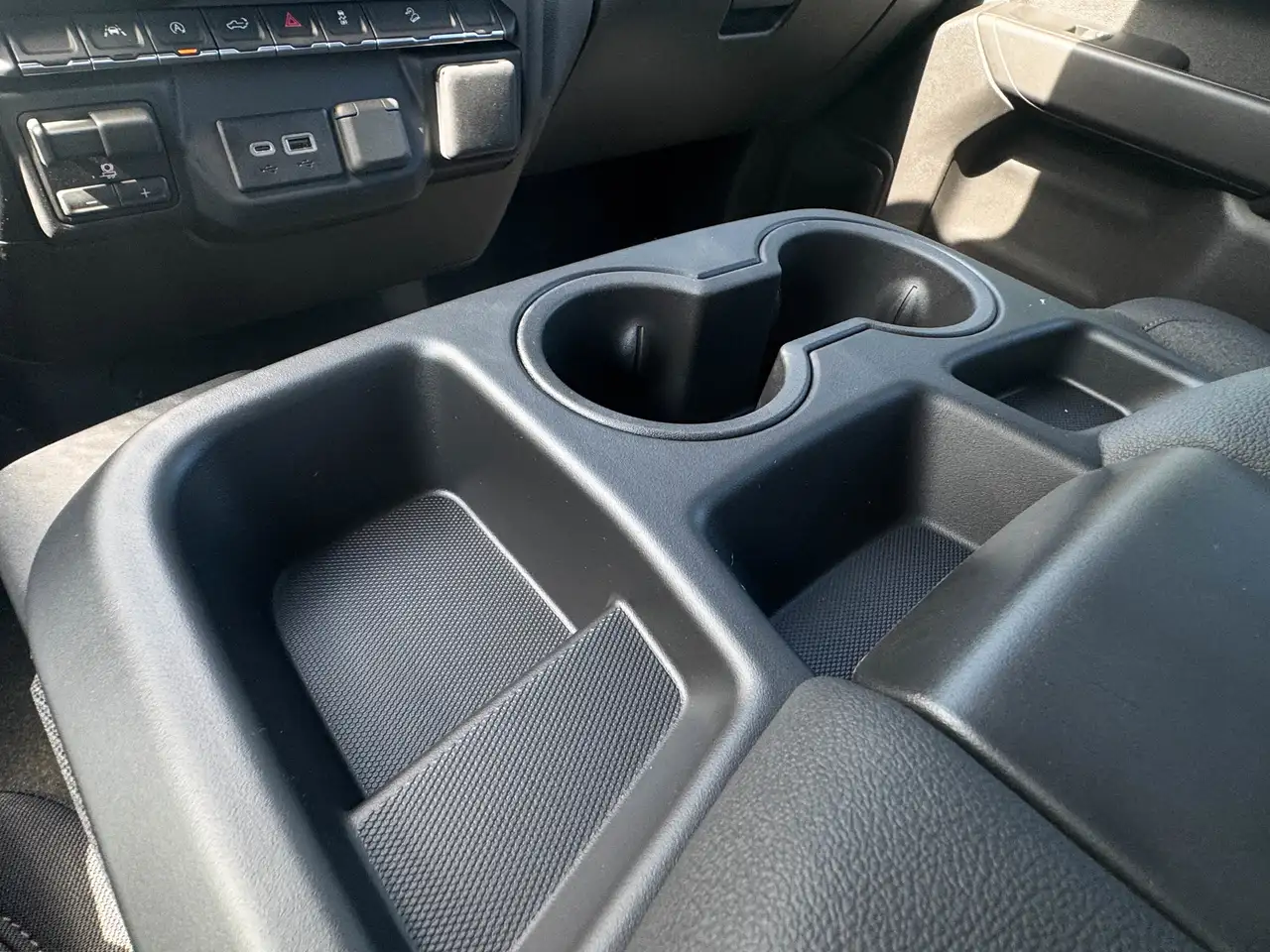 Chevrolet Silverado 1500 photo Chevrolet Silverado 1500