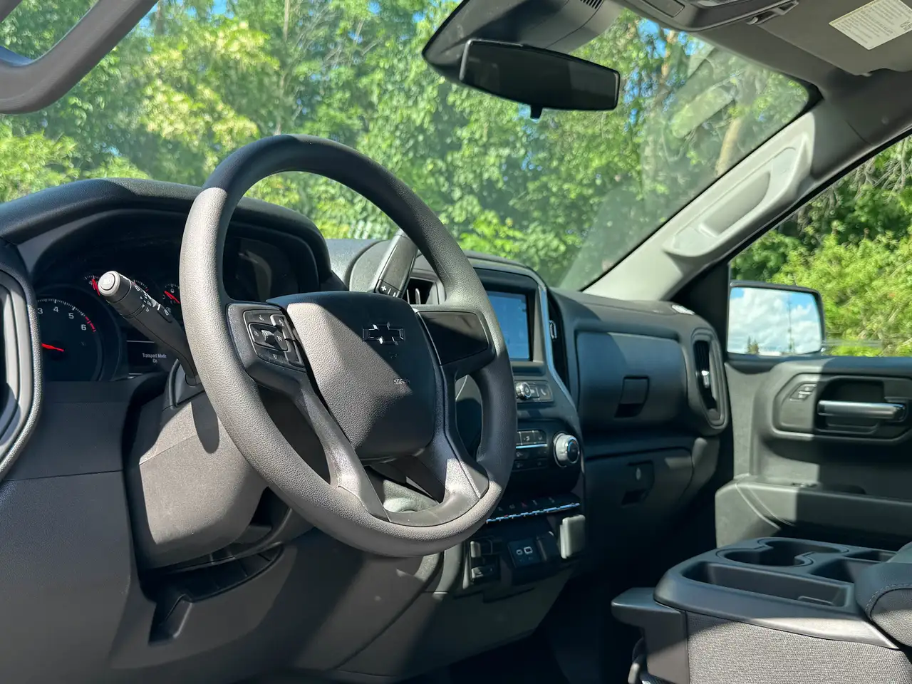 Chevrolet Silverado 1500 photo Chevrolet Silverado 1500