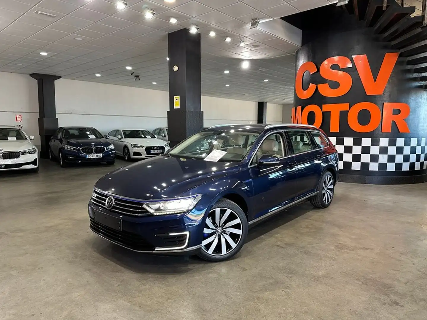 Volkswagen Passat Variant GTE 1.4 TSI Bleu - 2