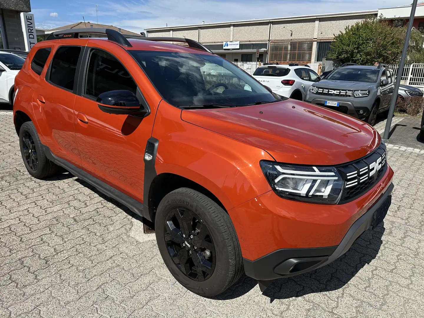 Dacia Duster Duster 1.3 tce SL Extreme 4x2 150cv edc fap Arancione - 2