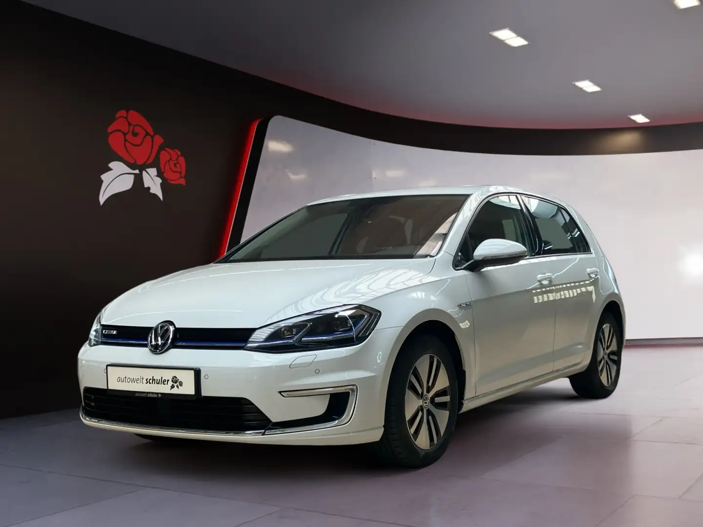 Volkswagen Golf VII e-Golf LED Navi CCS Sitzheizung Bílá - 2