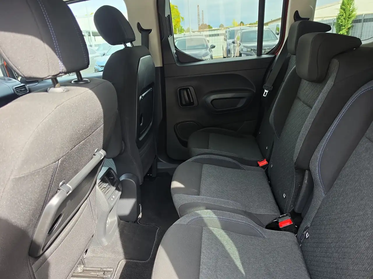 Peugeot e-Rifter Rifter Elektro L1 Allure Pack, миниатюра 11