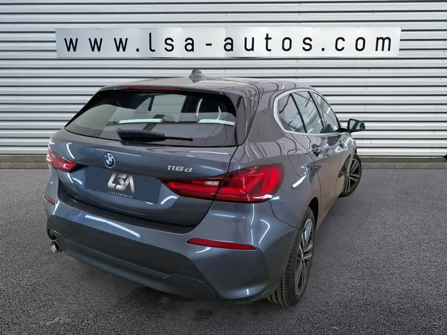 BMW 116 116d - BV DKG BERLINE F40 Lounge Gris - 2