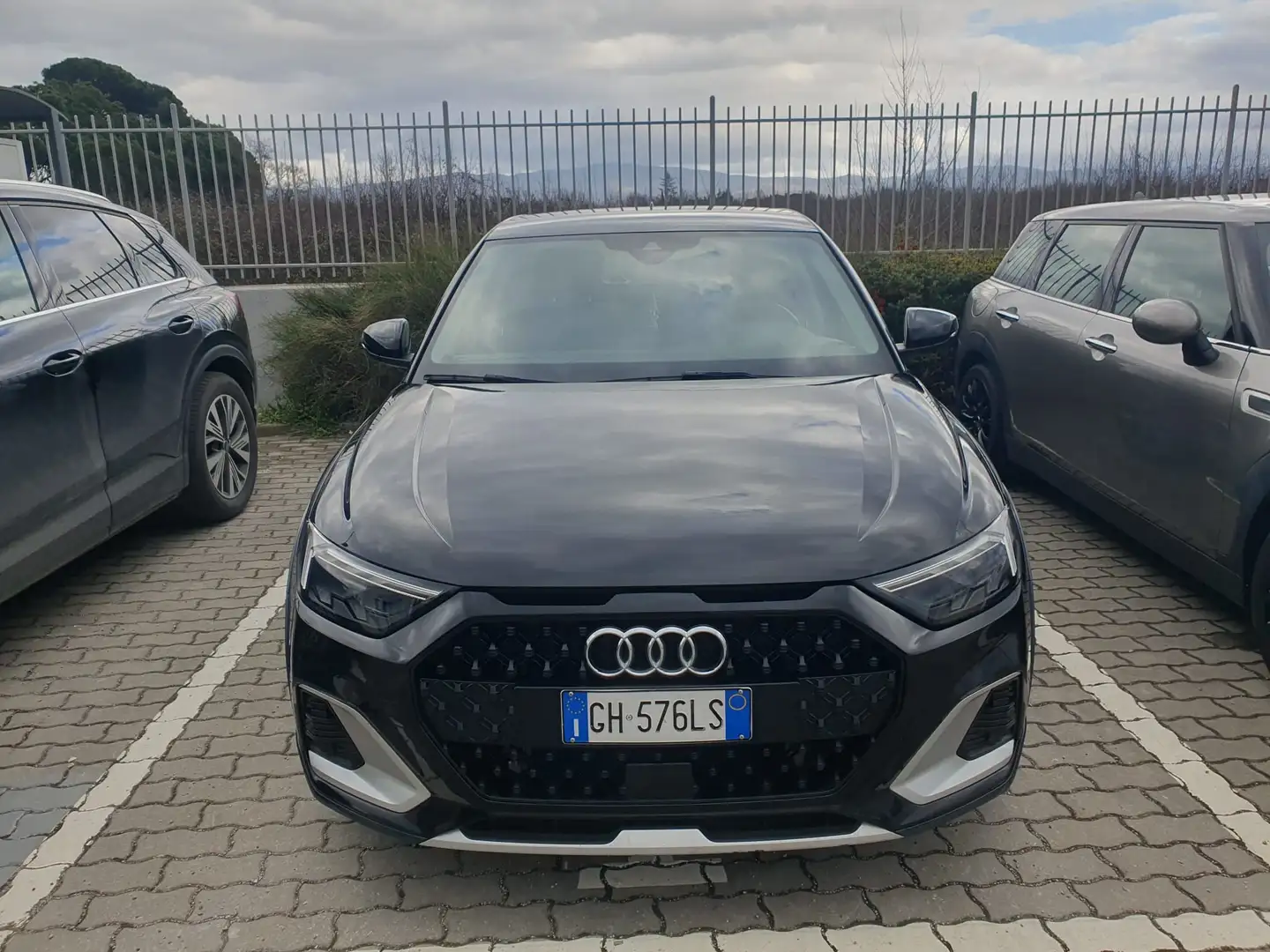 Audi A1 A1 Citycarver 25 1.0 tfsi 95cv Nero - 2