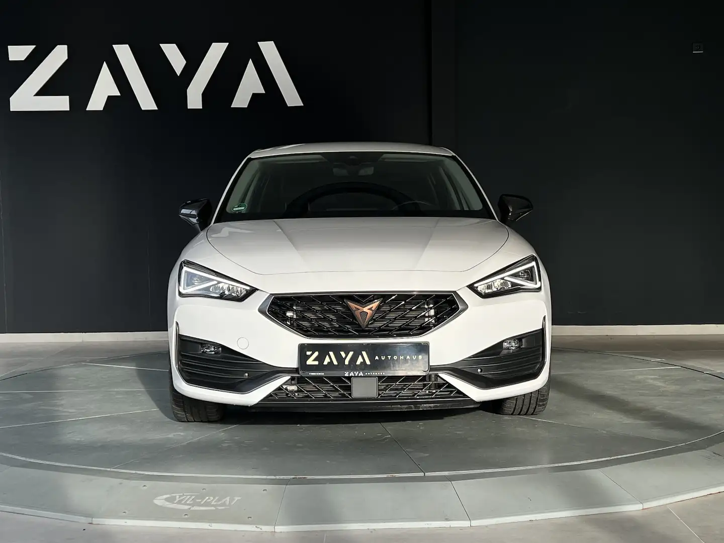 CUPRA Leon 1.5 eTSI Limousine*LED*KLIMA*PDC* Blanc - 2