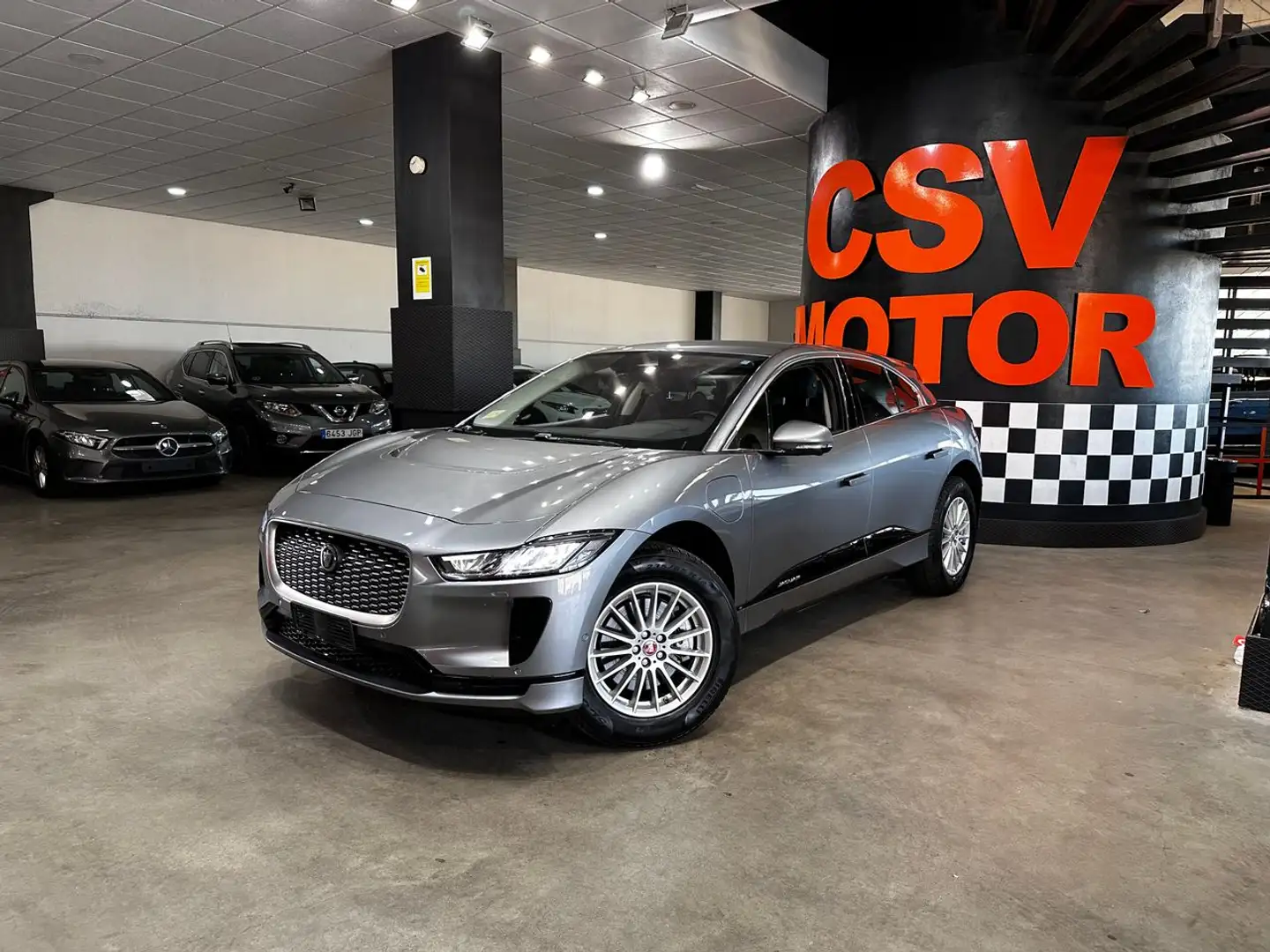 Jaguar I-Pace EV400 HSE AUTO 4WD Plateado - 2