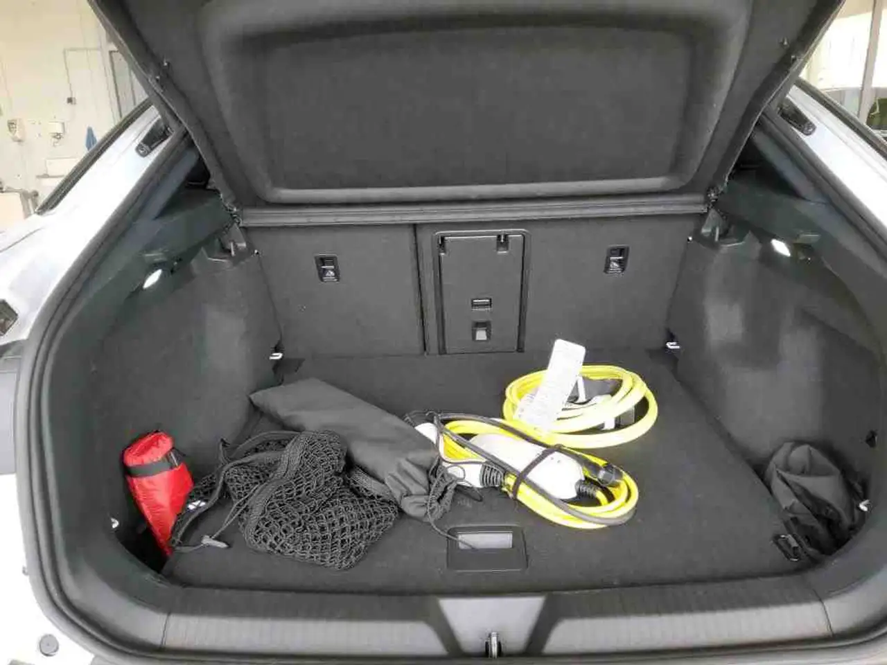Volkswagen ID.5 Pro Performance mit Infotainment-Paket, миниатюра 7