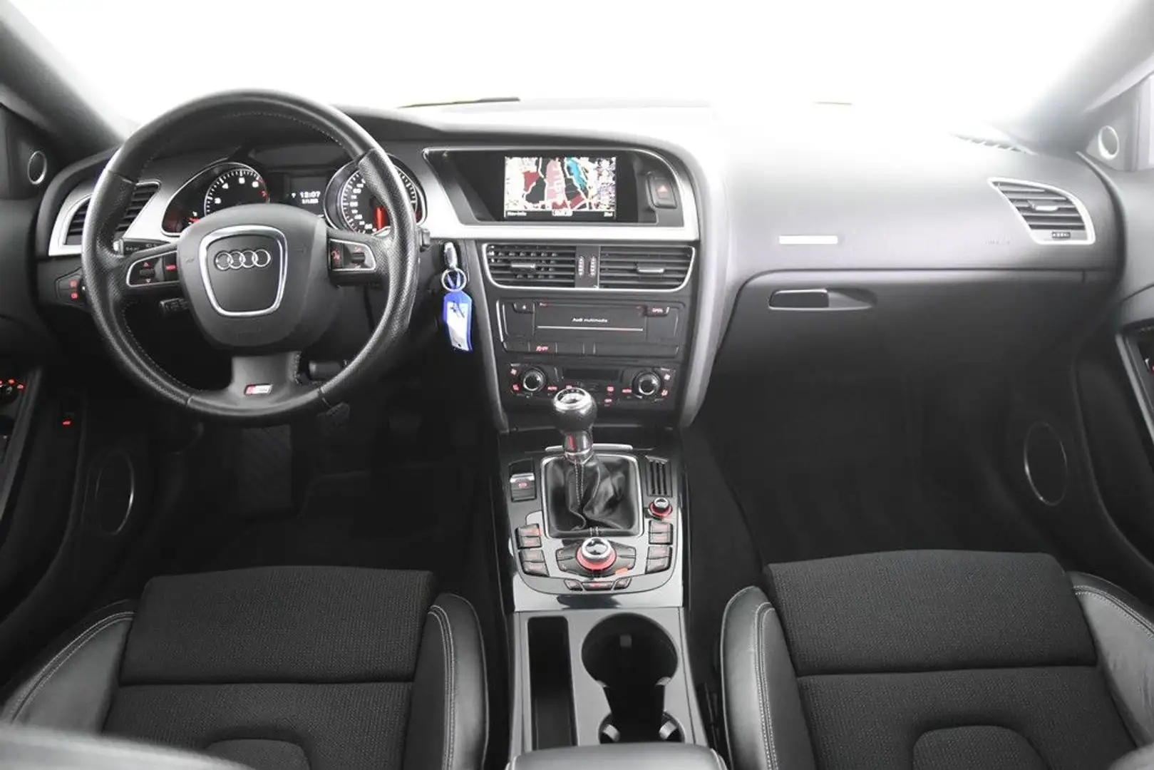 Audi A5 1.8 TFSI 2x S-Line *Navi*Tempomat*Xenon*PDC* Blanc - 2