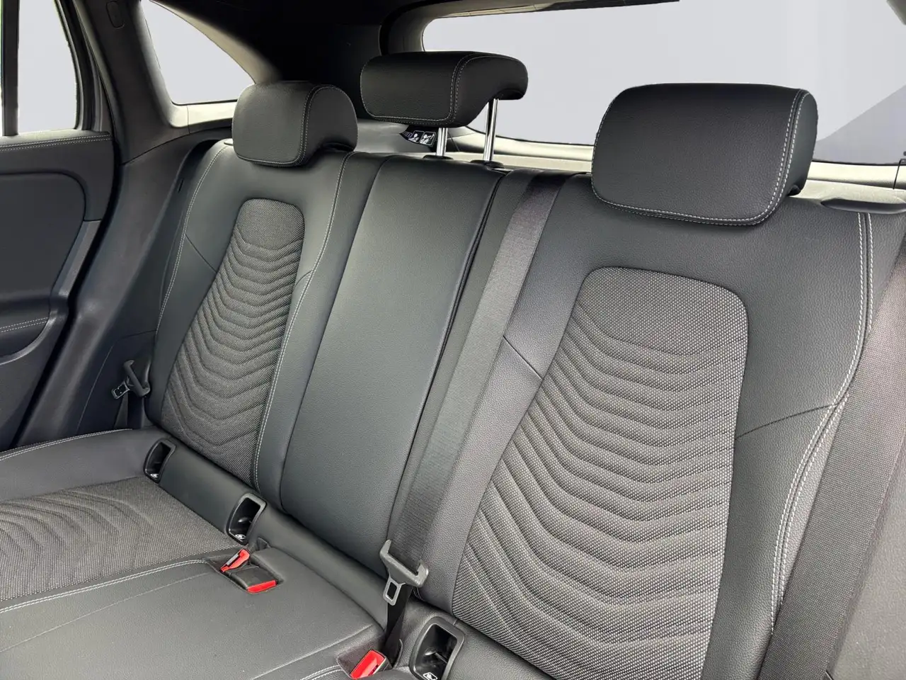 Mercedes-Benz GLA 250e Progressive, миниатюра 15