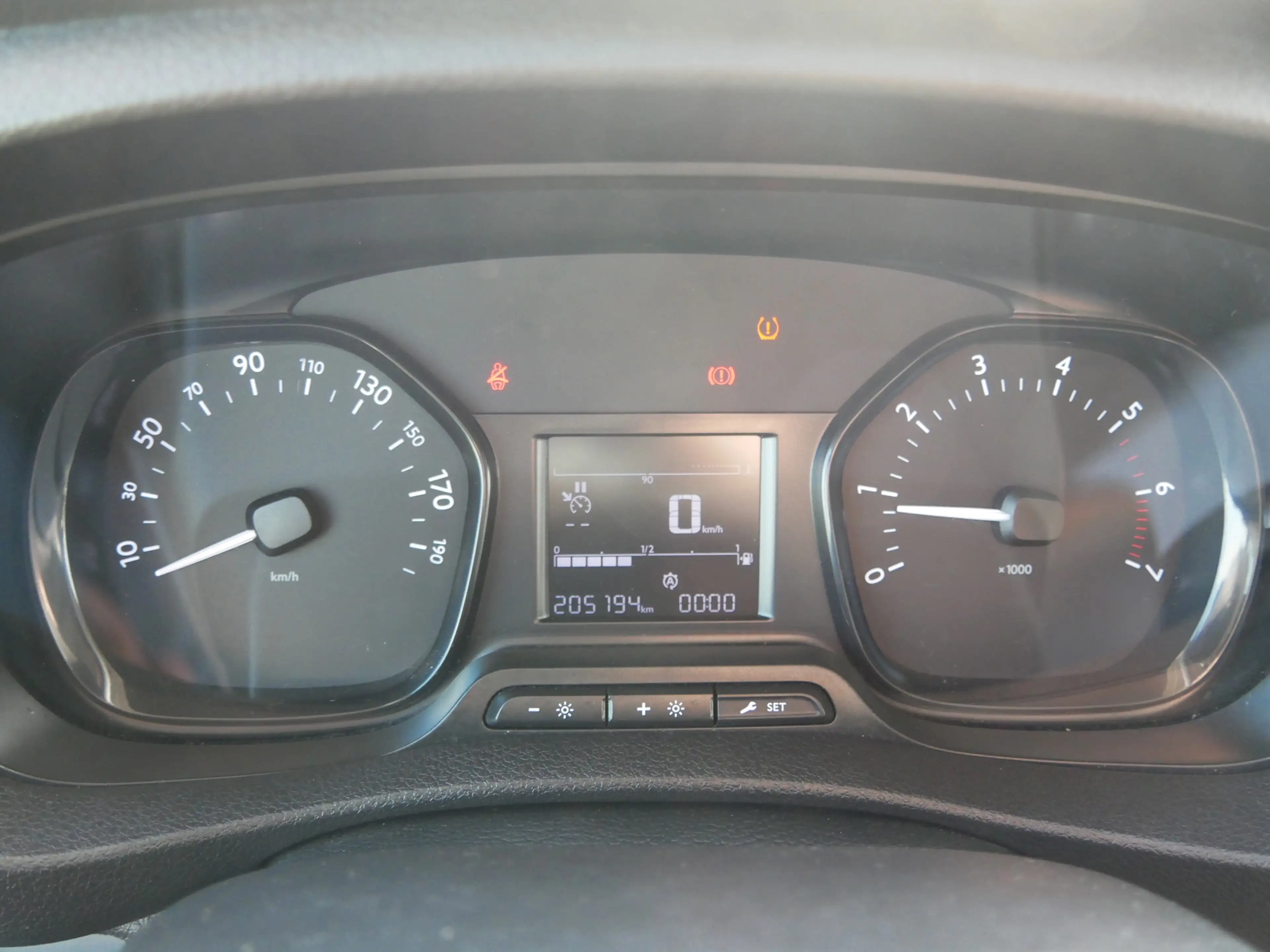 Peugeot Expert 1.5 BlueHDI 100 S&S L2 | 2023!! | AC | 7999 EX BTW — photo 14