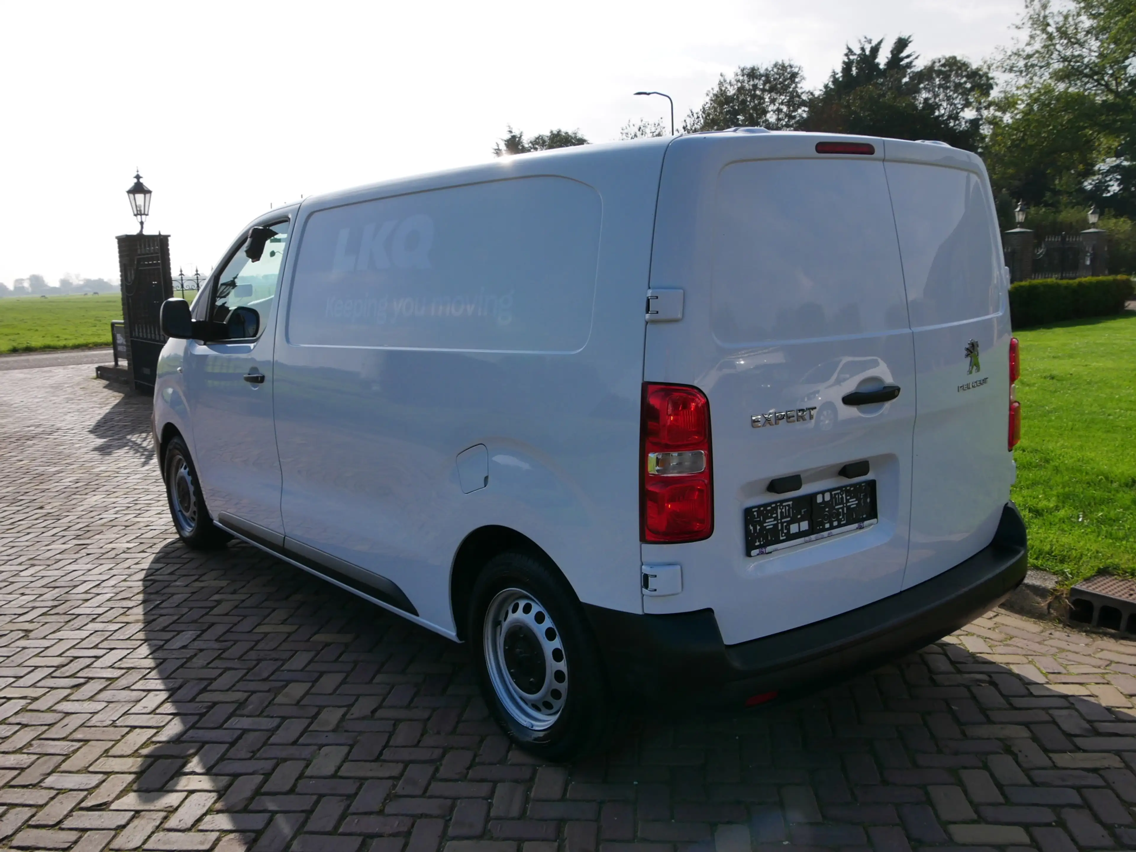 Peugeot Expert 1.5 BlueHDI 100 S&S L2 | 2023!! | AC | 7999 EX BTW — photo 9