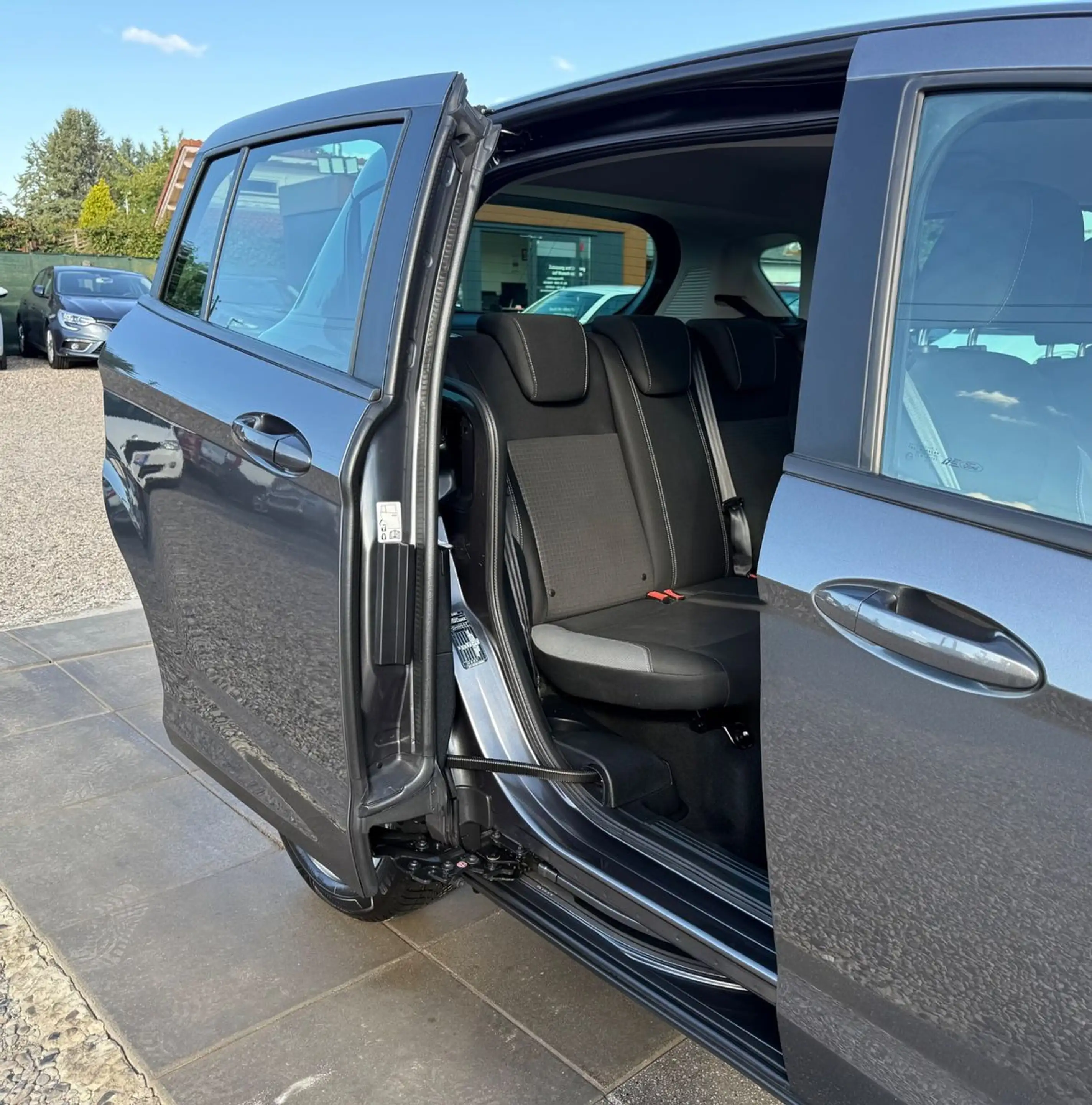 Ford B-Max B-MAX Sync Edition Sport Lenkrad — photo 10