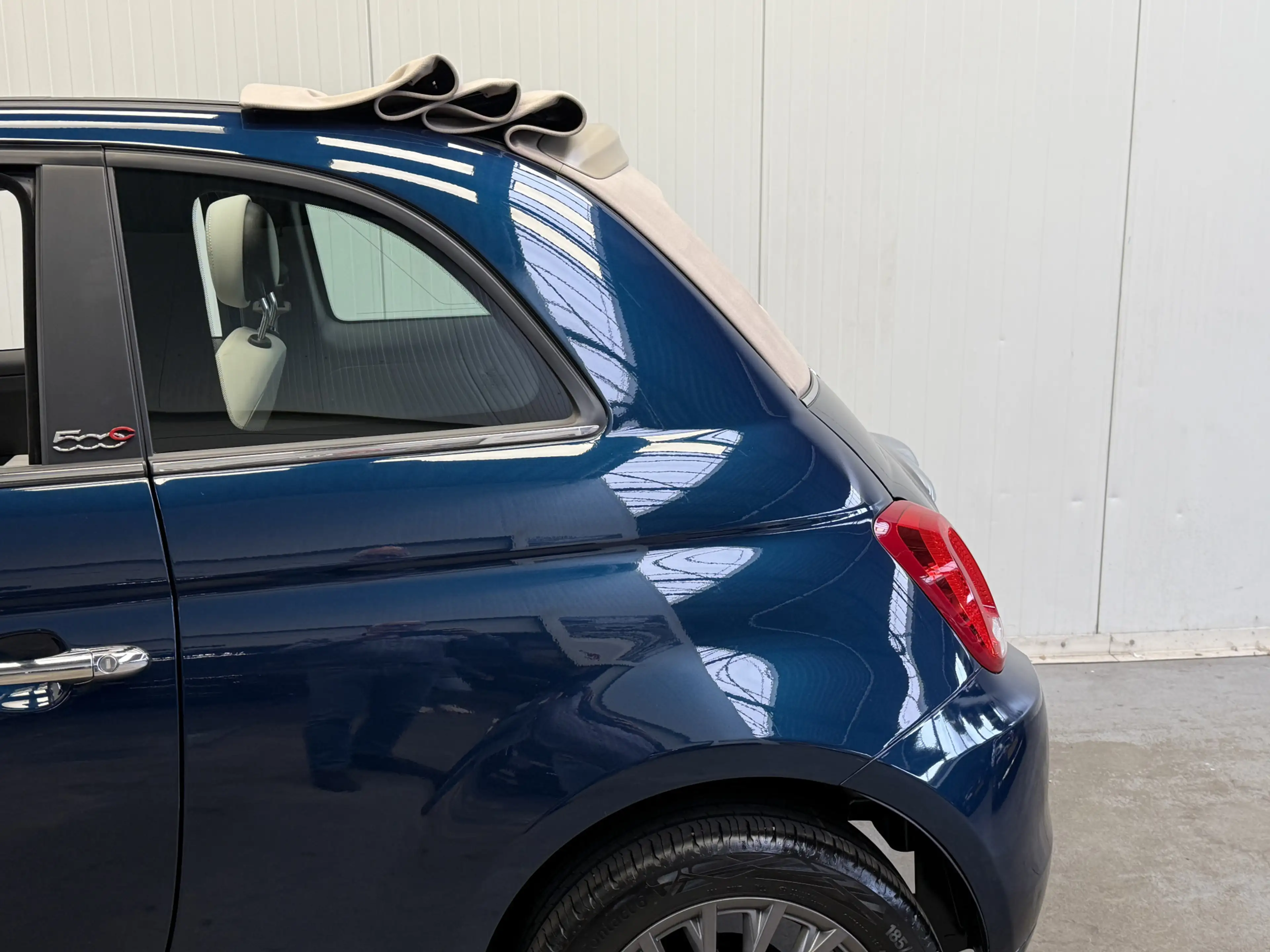 Fiat 500C 1.0 Hybrid Dolcevita AIRCO/ECC-NAVI by CARPLAY-LMV — photo 19