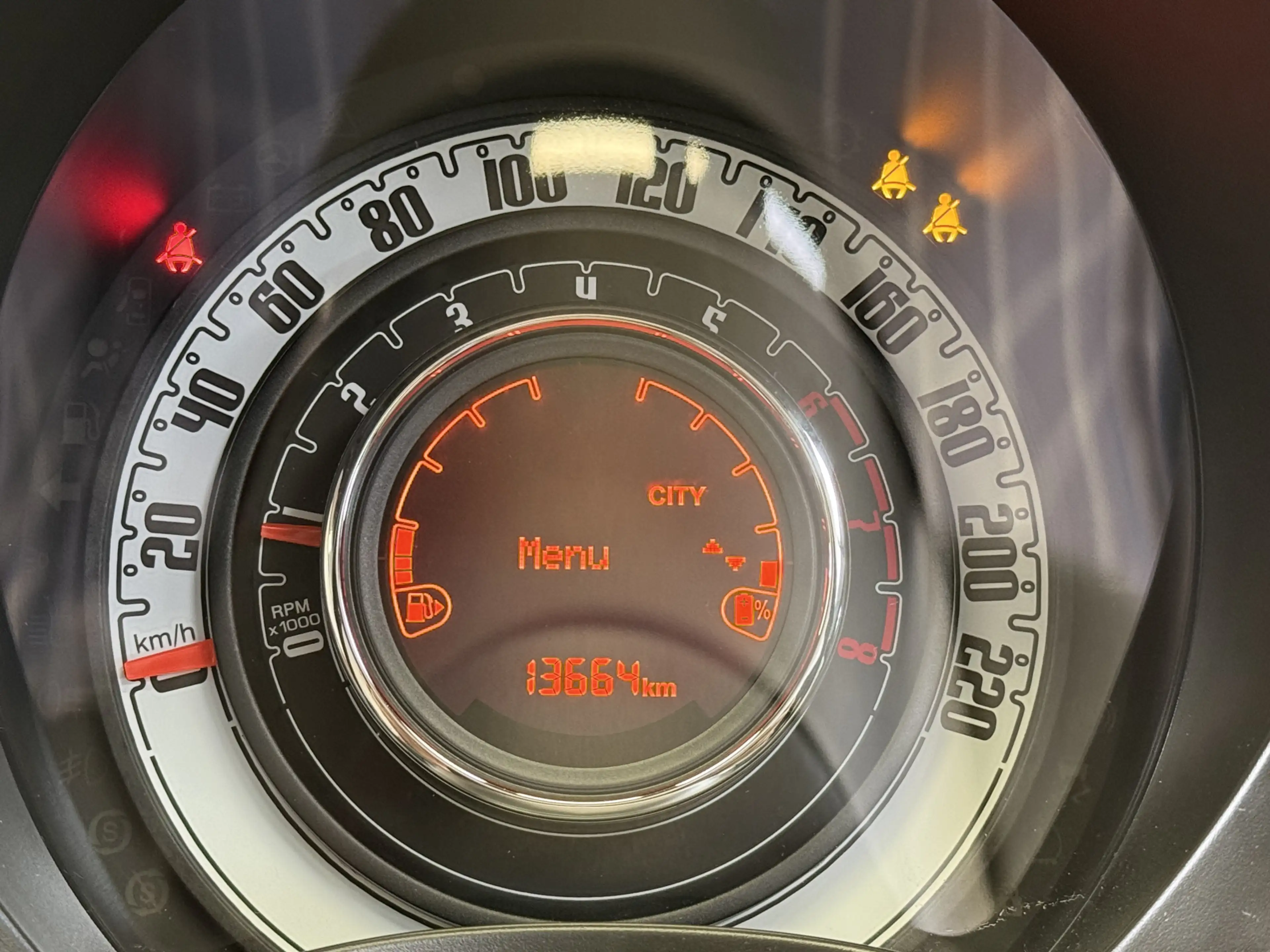 Fiat 500C 1.0 Hybrid Dolcevita AIRCO/ECC-NAVI by CARPLAY-LMV — photo 6