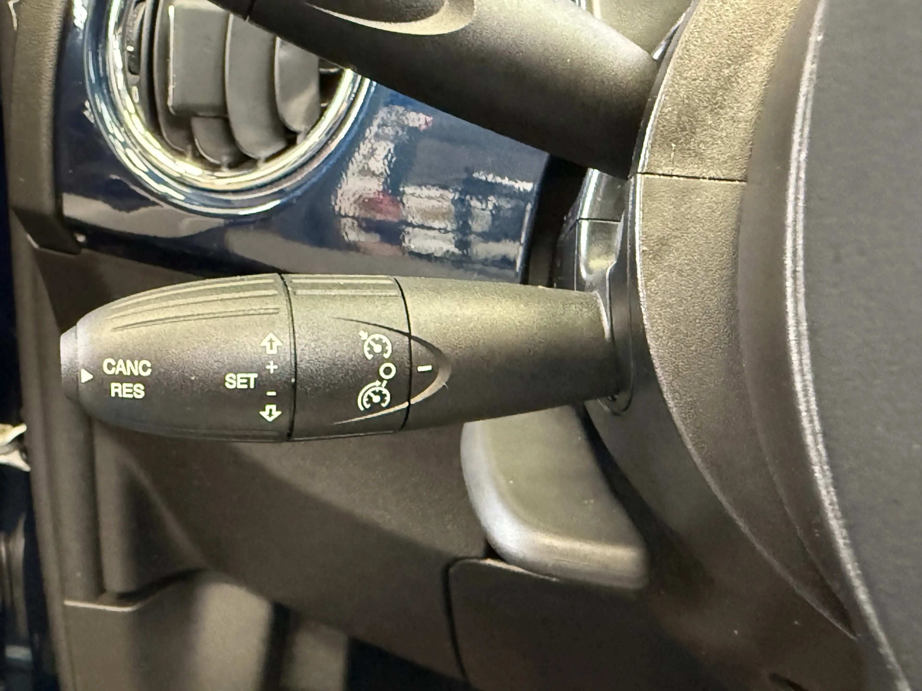 Fiat 500C 1.0 Hybrid Dolcevita AIRCO/ECC-NAVI by CARPLAY-LMV — photo 28