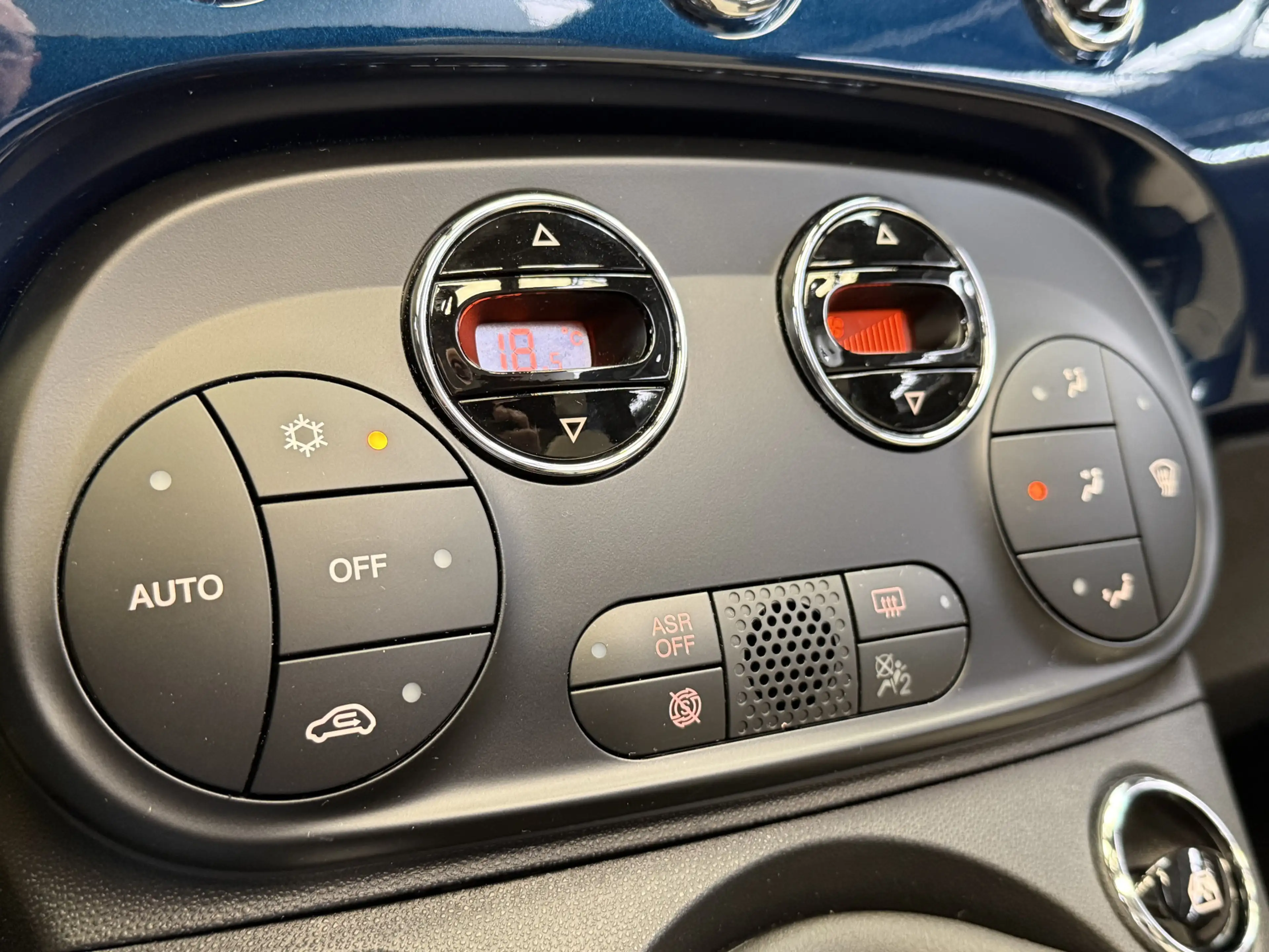 Fiat 500C 1.0 Hybrid Dolcevita AIRCO/ECC-NAVI by CARPLAY-LMV — photo 29
