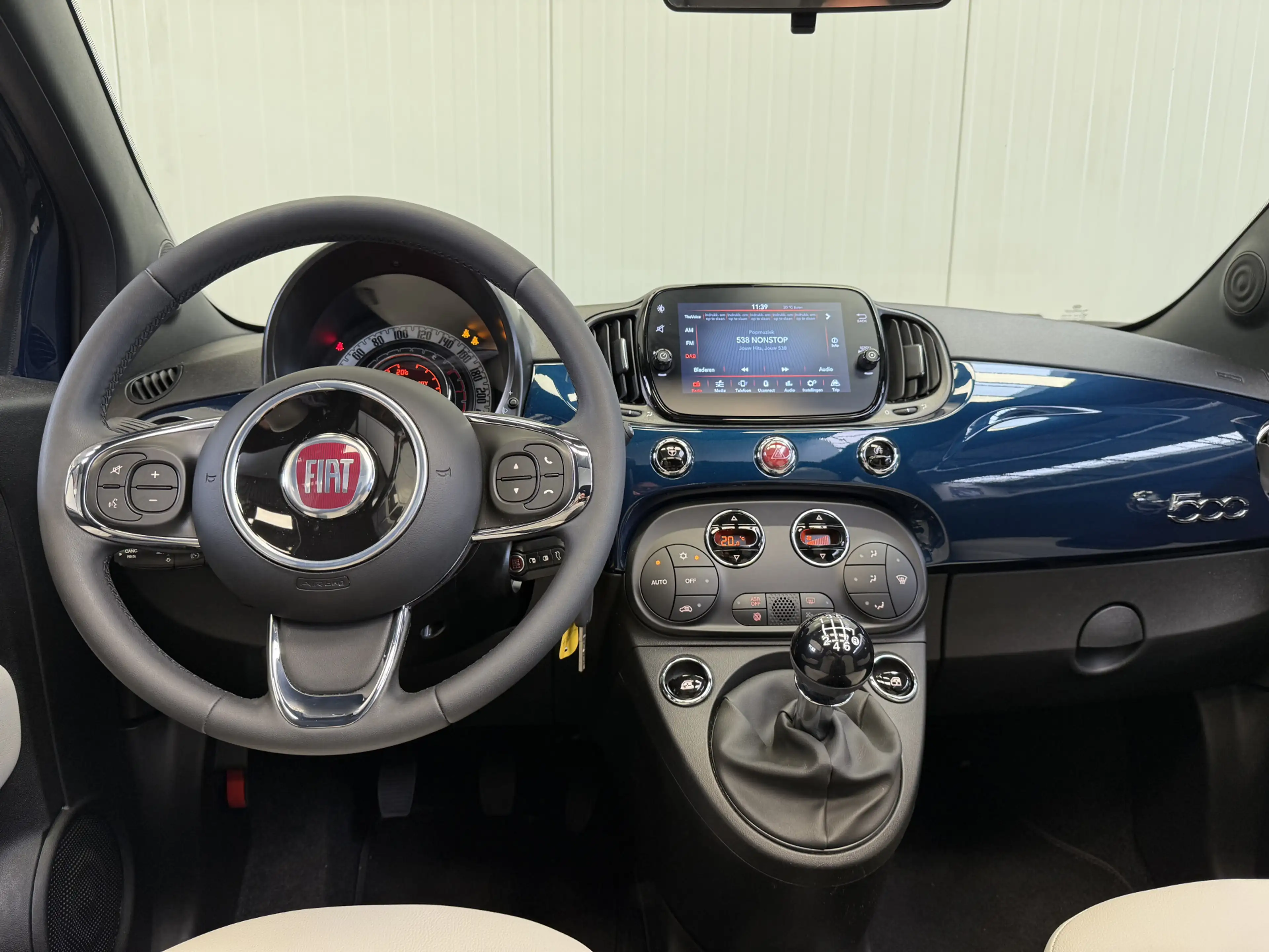 Fiat 500C 1.0 Hybrid Dolcevita AIRCO/ECC-NAVI by CARPLAY-LMV — photo 5