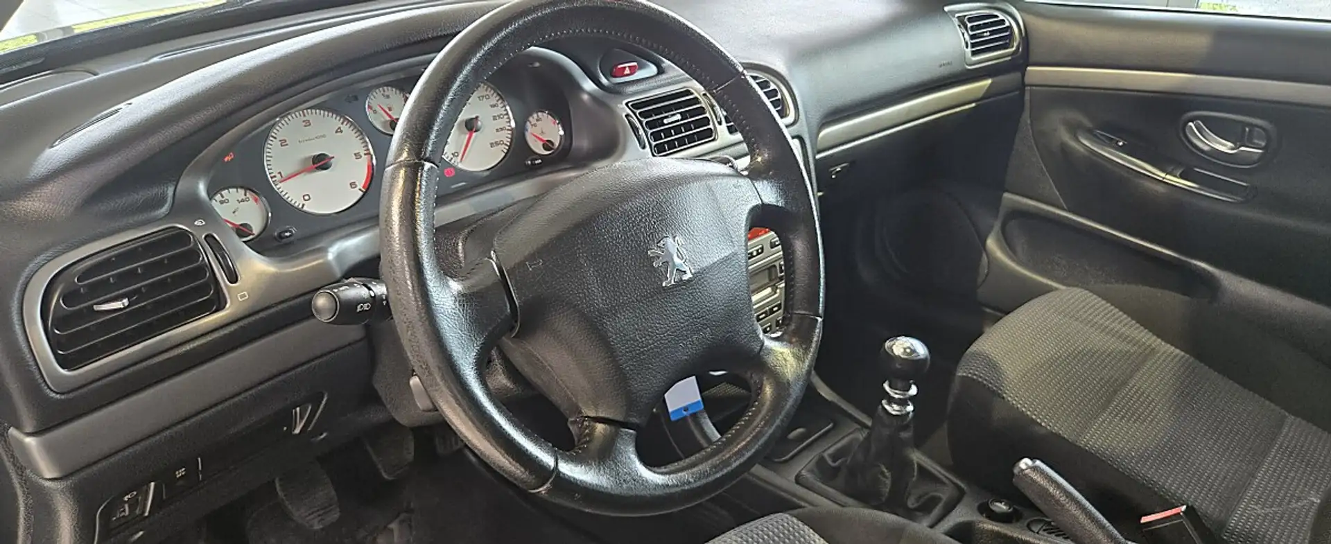 Peugeot 406 Kombi Business Line 2,2 HDI 133(FAP) --ERSTBESI... Blau - 2